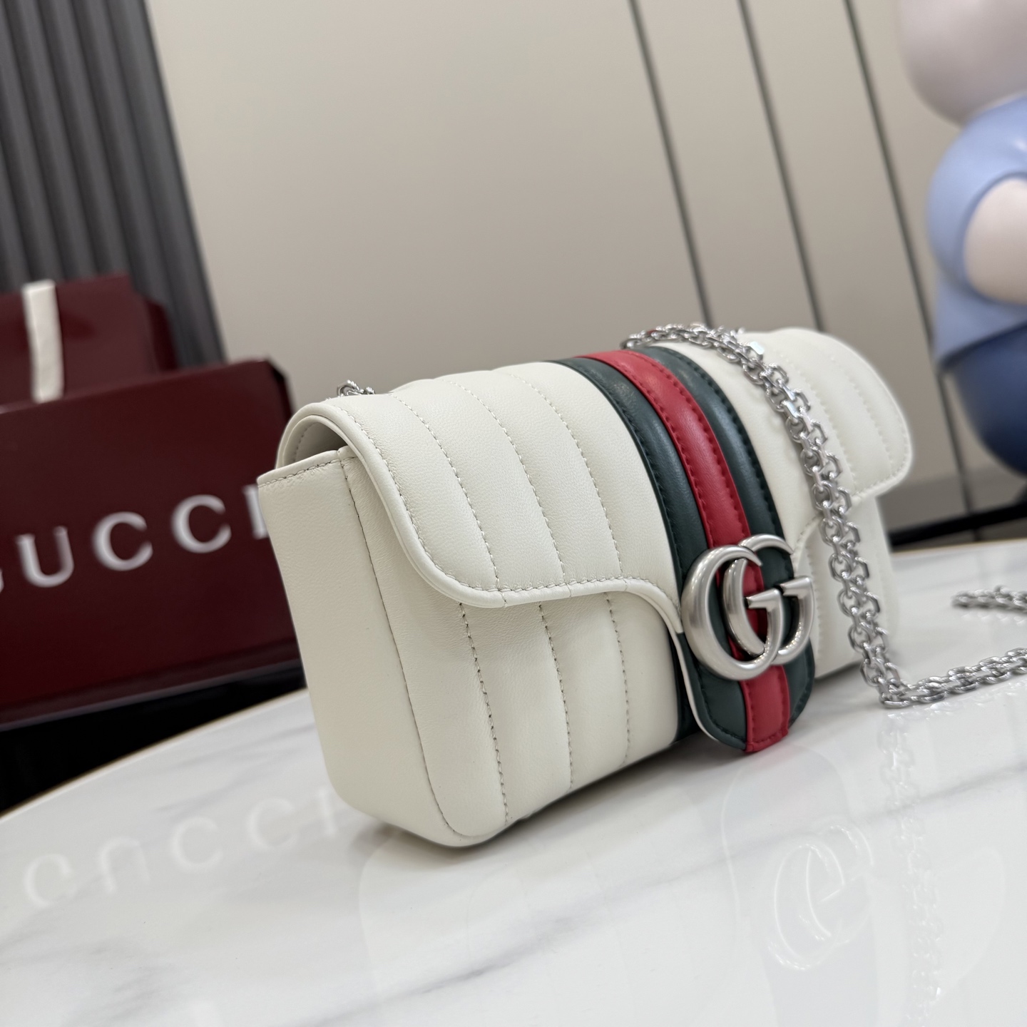 gucci jetset gg marmont white small shoulder bag