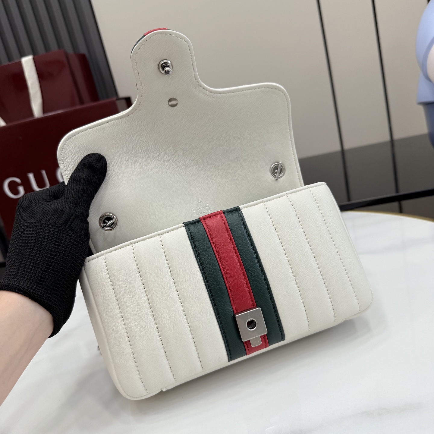 gucci jetset gg marmont white small shoulder bag