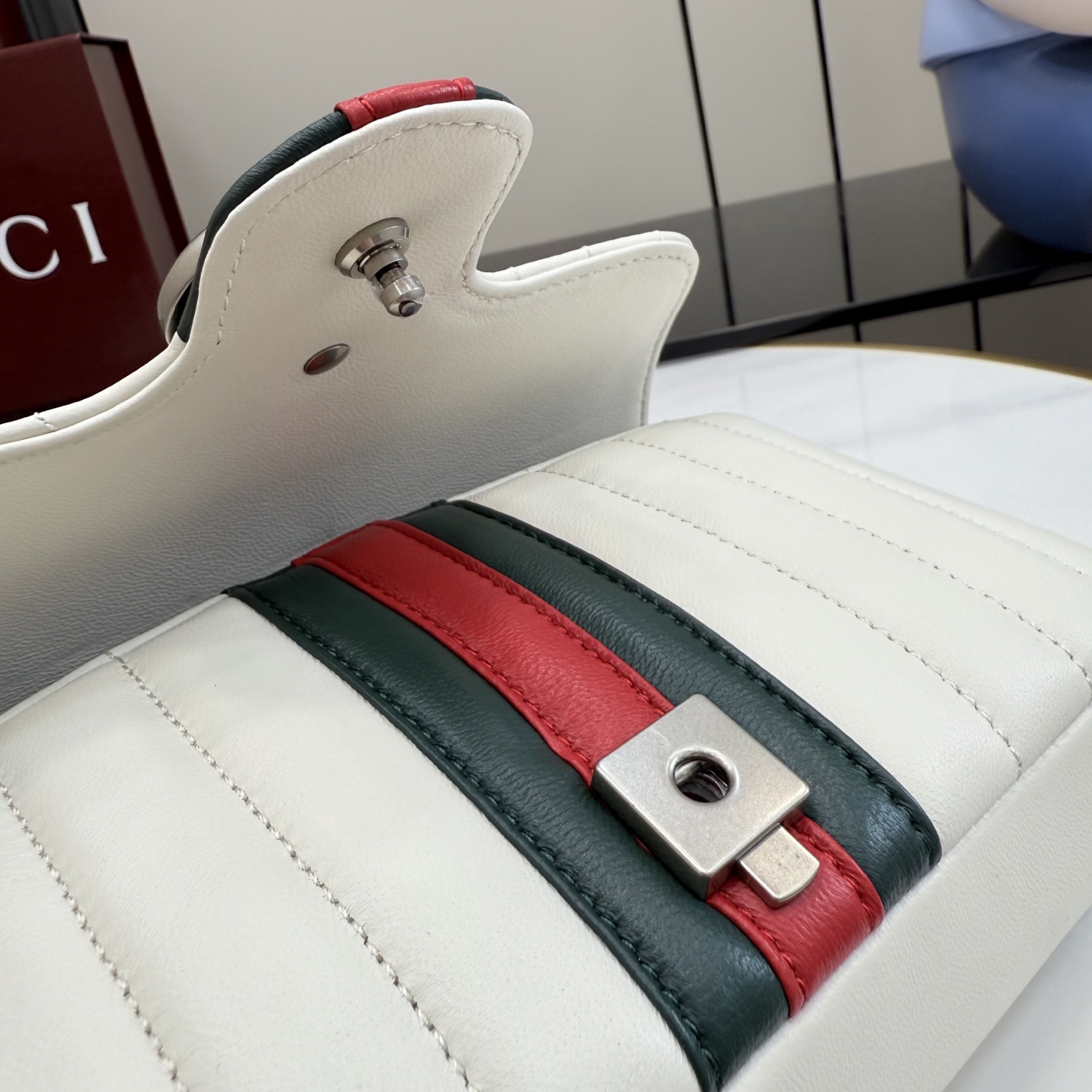 gucci jetset gg marmont white small shoulder bag