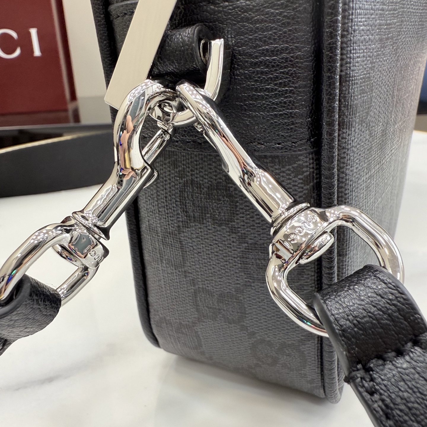 gucci essence classic black small crossbody bag