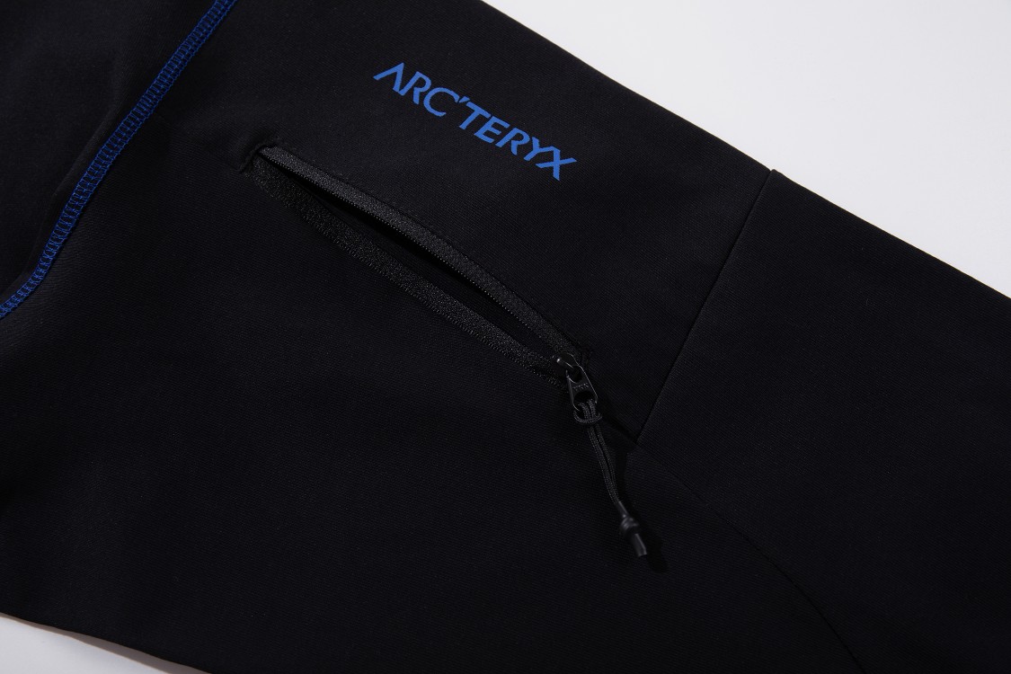 Arc'teryx Cormac Logo LS Crew Neck Long Sleeve T-Shirt - Unisex 4 a1726977958753 6543