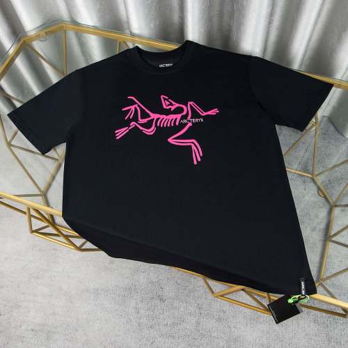 Arc'teryx 2025FW Short Sleeve T-Shirt with Bird Logo - Unisex Design 1 Arc'teryx 2025FW Short Sleeve T-Shirt with Bird Logo - Unisex Design
