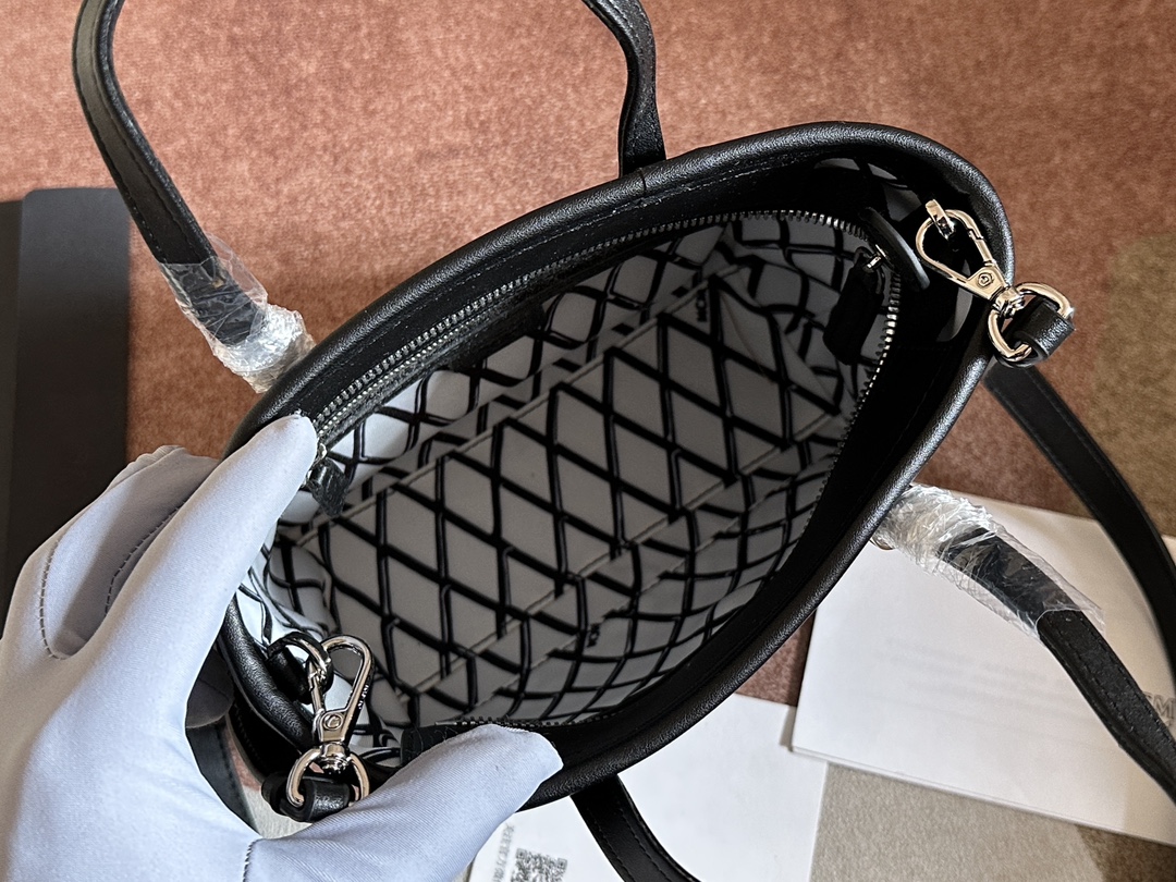 MCM MCM mini菜篮子AREN VISETOS拉链购物袋