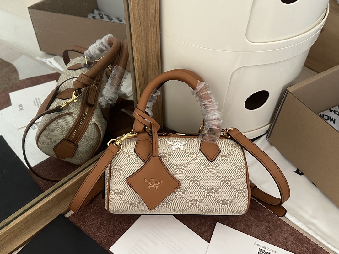 MCM 2024新款 LAURETOS波士顿包