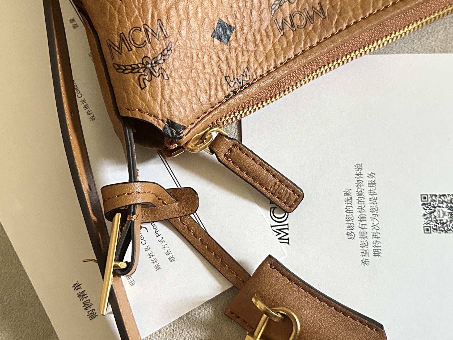 MCM ‍ MCM ‍ 牛角包Aren Visetos Hobo肩背包