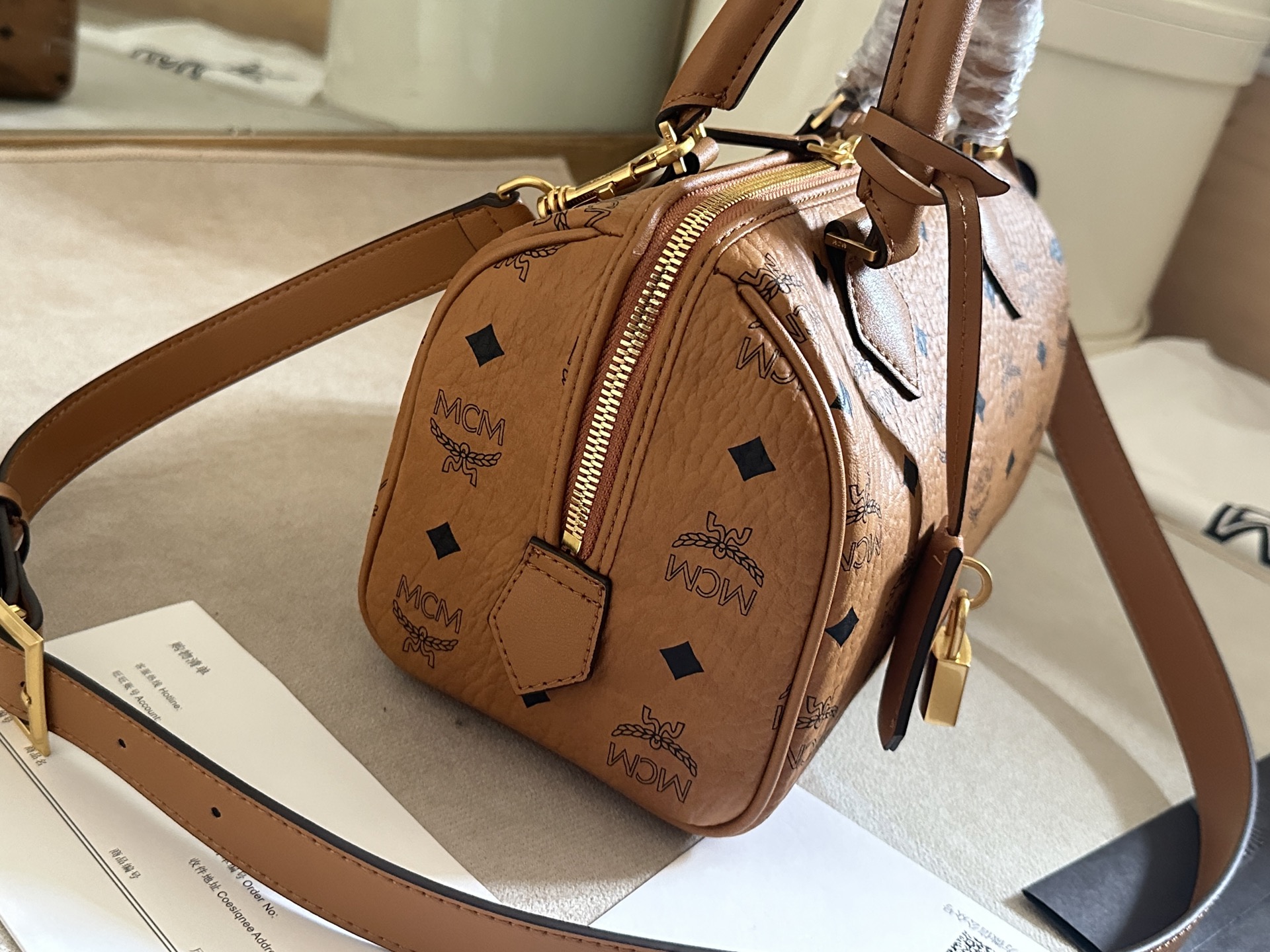 MCM ～ MCM 新款 Visetos波士顿包