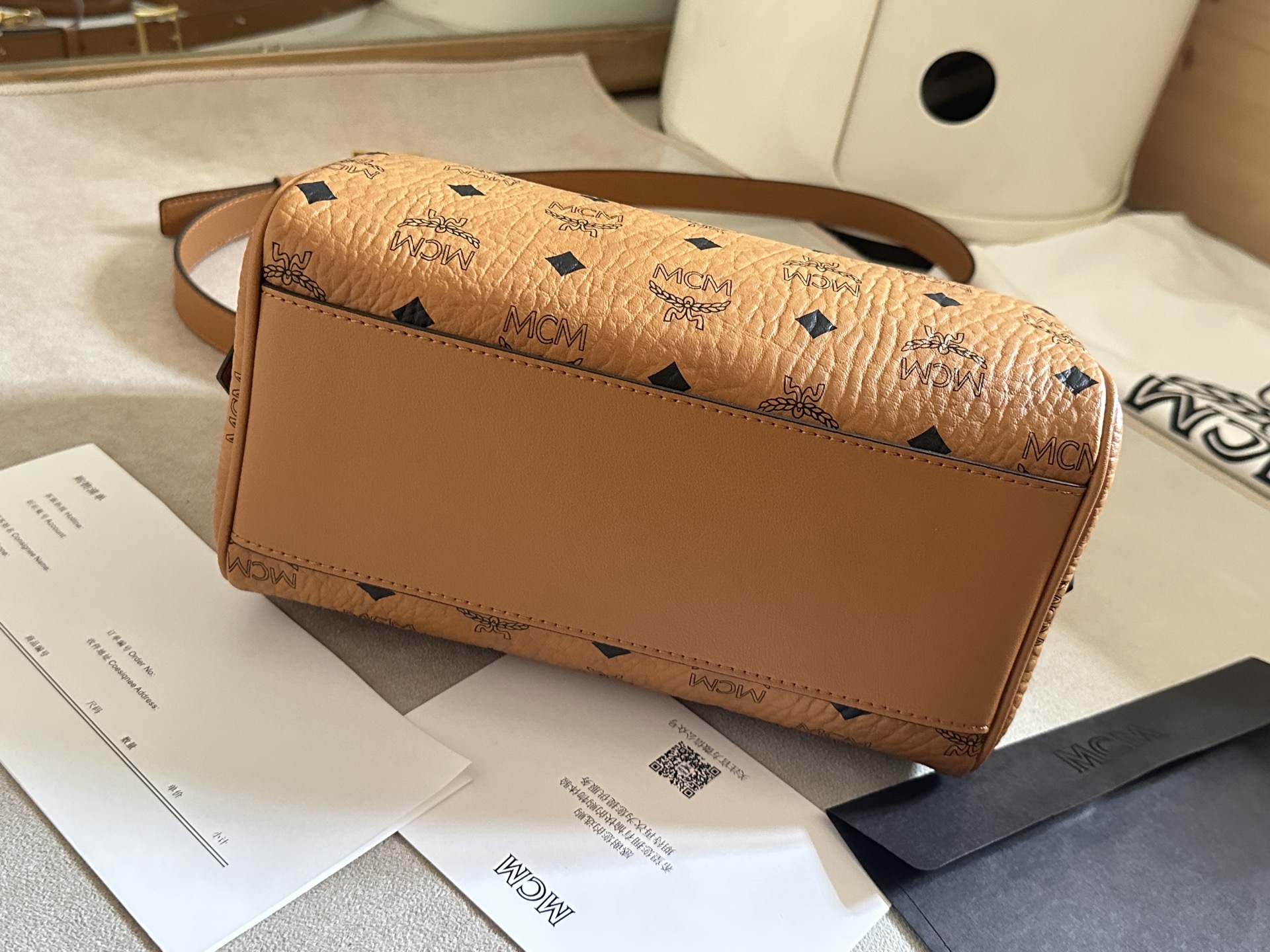 MCM ～ MCM 新款 Visetos波士顿包
