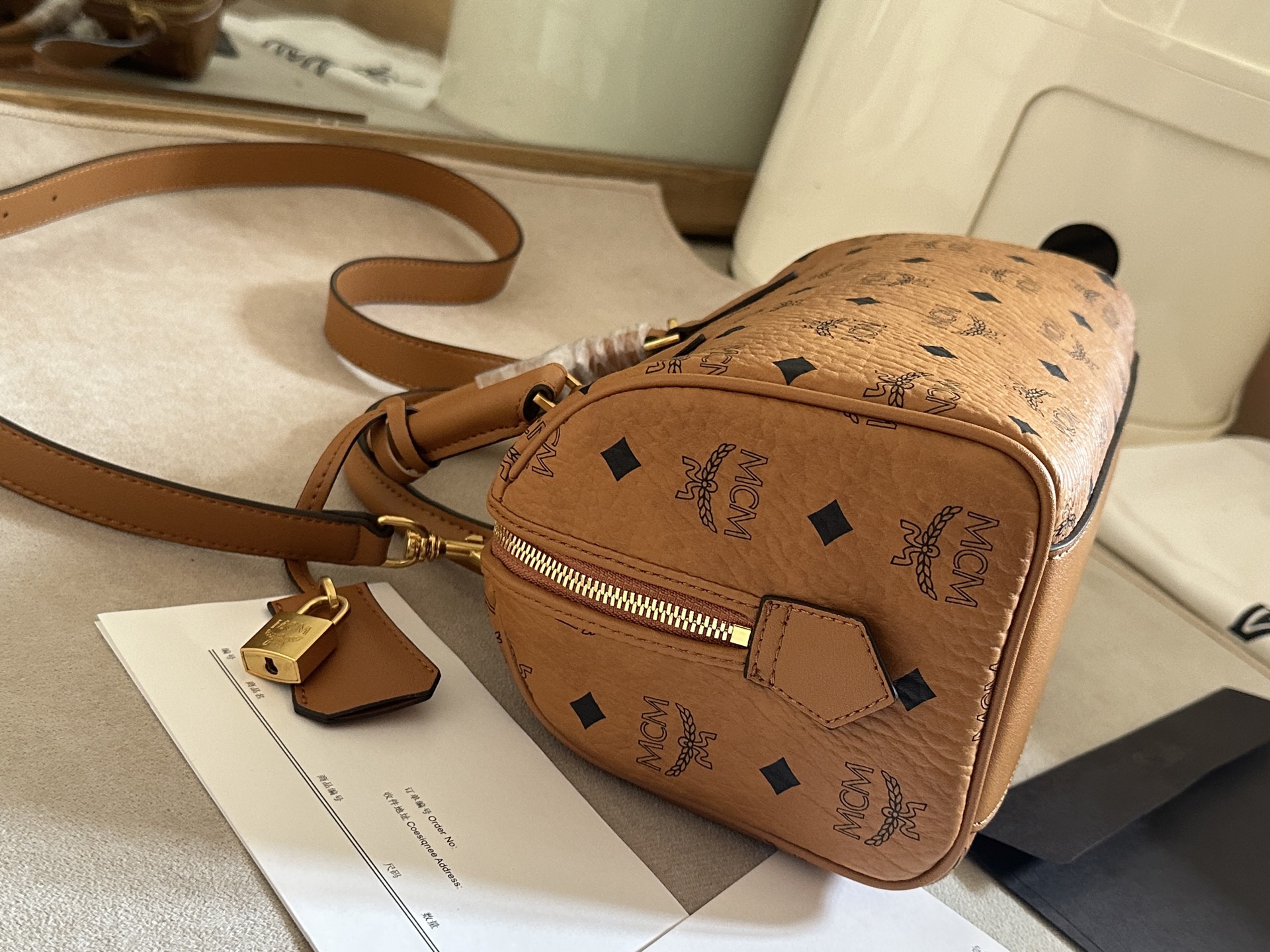 MCM ～ MCM 新款 Visetos波士顿包