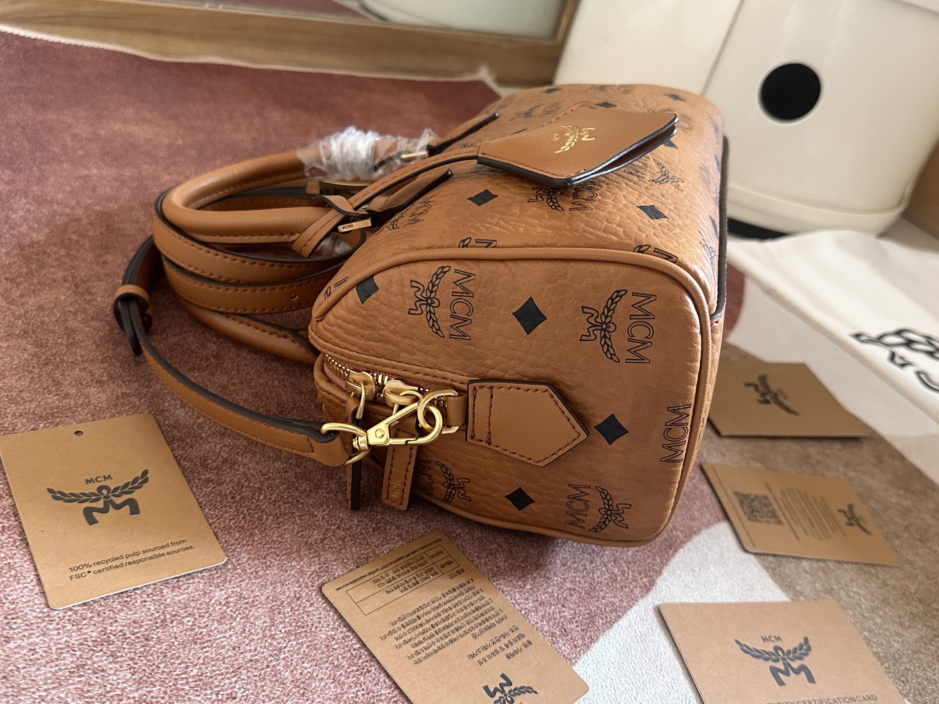 Balenciaga Luxury Designer Handbag Shoulder Crossbody Bag crafted in 5