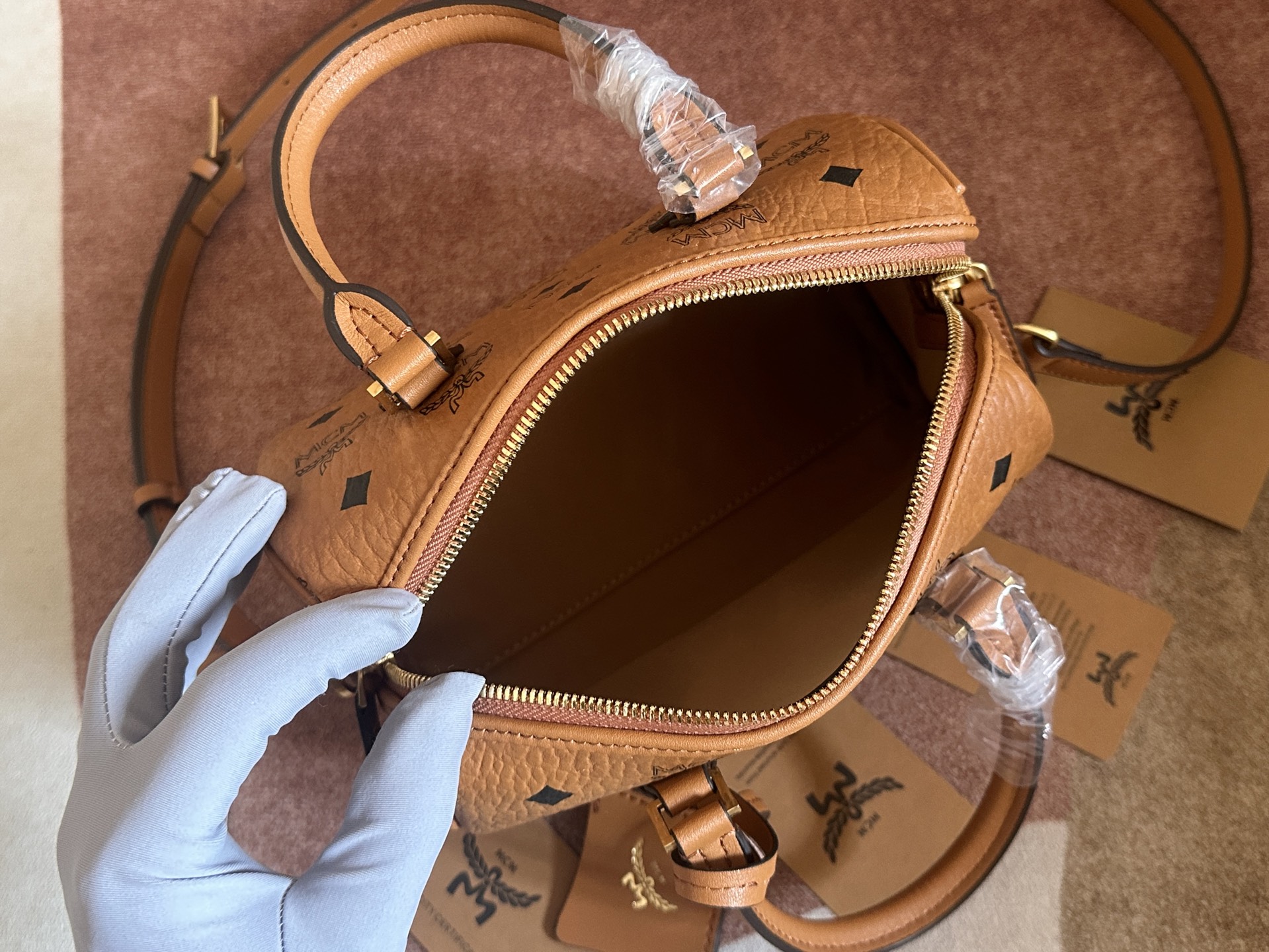 Balenciaga Luxury Designer Handbag Shoulder Crossbody Bag crafted in 9