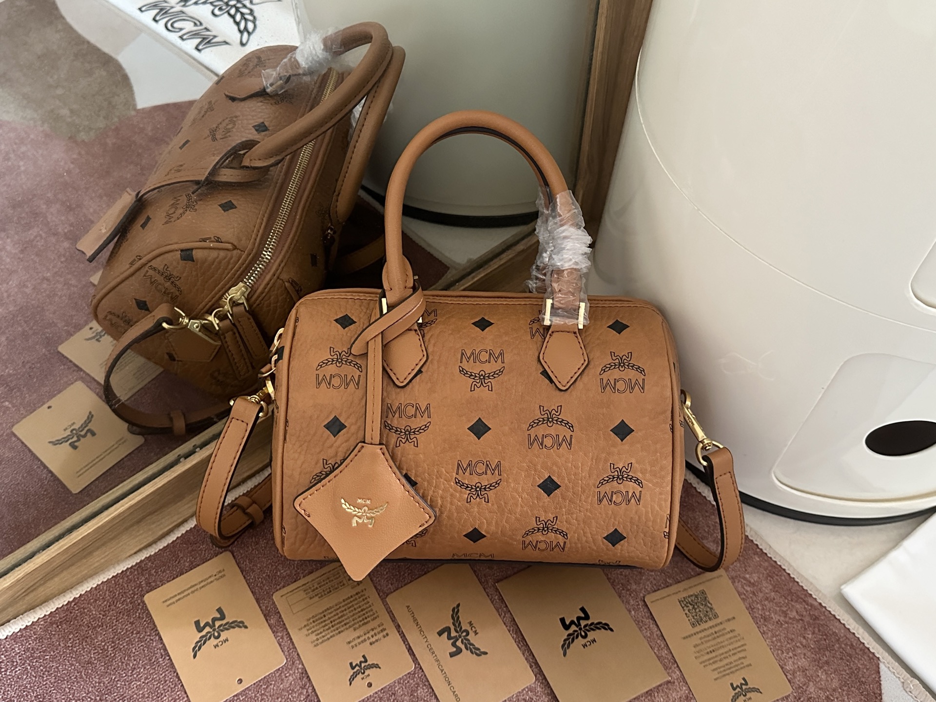 Balenciaga Luxury Designer Handbag Shoulder Crossbody Bag crafted in 2
