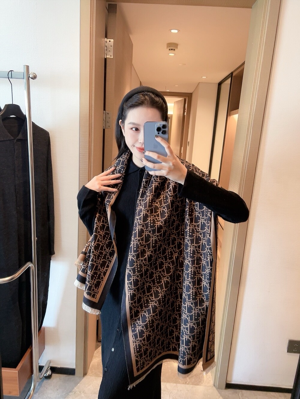 NO:163261,The new model is never out of date. When I buy it, I say that the goddess and daily life are very easy to match. I also look very energetic and needless to say, and the details can be seen clearly. The high-standard quality elastic cotton size 65*180cm ordinary scarf, ordinary scarf19860909新款永不过时,买到都说好女神及日常都非常好搭配的款平时穿搭也非常好搭配,整个人看起来都会神采奕奕好多不用多说,细节品质都看得清楚,绝对获赞的高规格品质弹丝棉尺寸65*180cm普通围巾,普通围巾,scarf