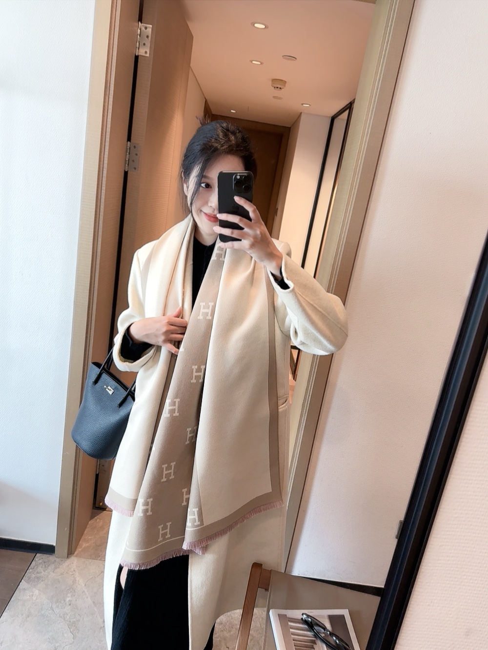 NO:163663,The new model is never out of date. When I buy it, the model that is very good for goddess and daily life is very easy to match. I look very energetic and needless to say, the details can be seen clearly. The high-standard quality size 65*180cm ordinary scarf, ordinary scarf19860909批新款永不过时,买到都说好女神及日常都非常好搭配的款平时穿搭也非常好搭配,整个人看起来都会神采奕奕好多不用多说,细节品质都看得清楚,绝对获赞的高规格品质尺寸65*180cm普通围巾,普通围巾,scarf