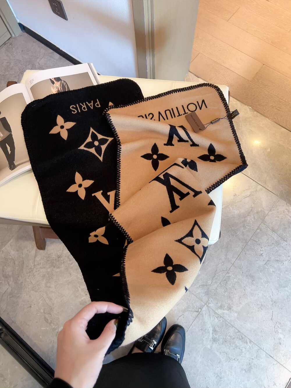 批170 精美三角针锁边デザイン ダブルフェイススカーフ 女性にぴったり