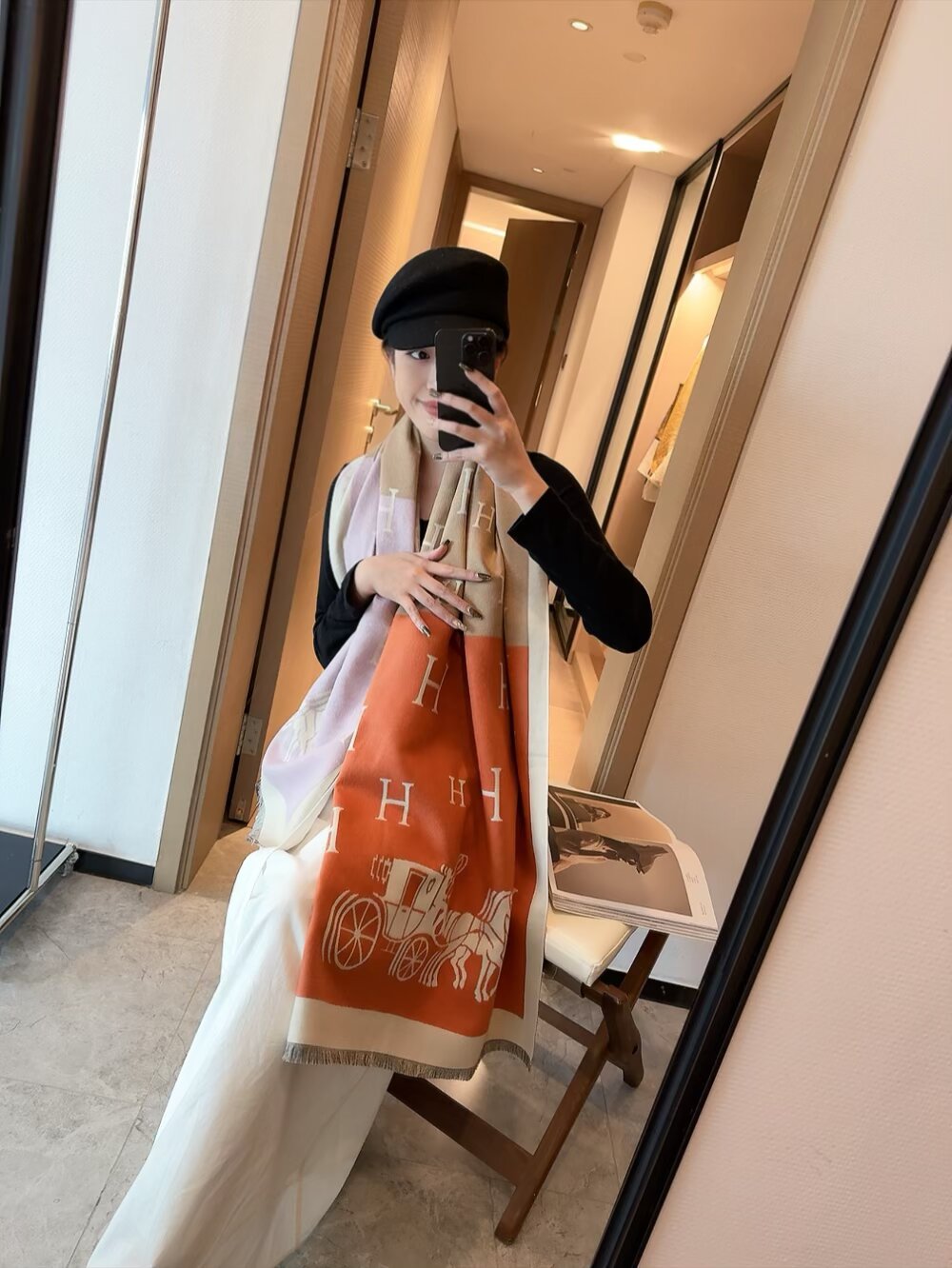 NO:678868,Batch new models in stock (the counter is synchronized with Hermes), grab VIP recommendations, be sure to get started quickly [high-end, loved, pure cashmere, comfortable to the touch for babies, a woman's stunner, very few goods, can be used in all seasons, it is really beautiful and makes people very, very excited. The upper body effect is simply beautiful, the quality is perfect, the whole scarf gives a big-name aura and is very delicate and beautiful at the same time. It is definitely a new model worth buying. Once you get the real thing, you will be glad that you are a beautiful product for women.  It is worth appreciating the perfect temperament and taste. Ditails are preferred by VIPs. Upper size 180, 65cm, 70 cashmere silk ordinary scarf, ordinary scarf, hermes, hermes, real silk19860909批 新款现货（专柜同步Hermes爱马仕）抢VIP推荐 下手一定要快【高端 大爱 纯羊绒 婴儿触感舒服到飞女人尤物 货极少 四季都可以用真心美的让人非常非常心动 上身效果简直美翻了 品质非常完美 整个围巾给人大牌气场的同时又非常精致秀丽绝对值得入手的新款 实物一拿到就会庆幸自己是女人的绝美好货 值得品鉴完美气质品味Ditails首选VIP们 上尺寸180,65cm,70羊绒真丝普通围巾,普通围巾,hermes,hermes,real silk,scarf