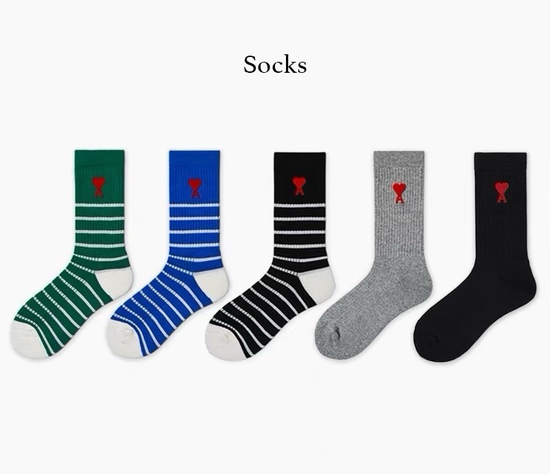 Mid-calf socks, presented in a three-pack set - Comprehensive 7