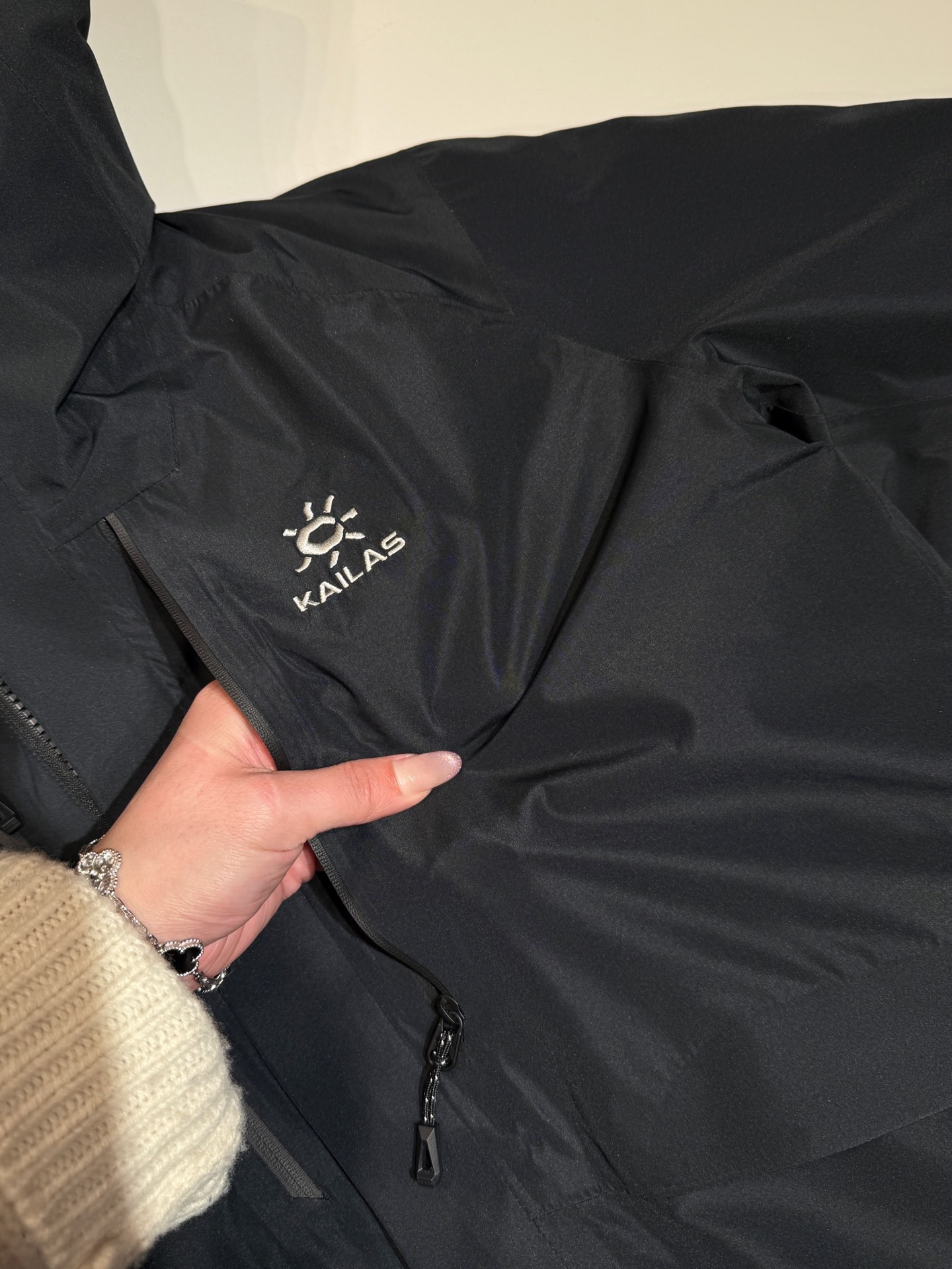 博柏利 Burberry 高定典藏名品高定成衣时装外套连衣裙衬衫T恤 #CE7DD5C5 2