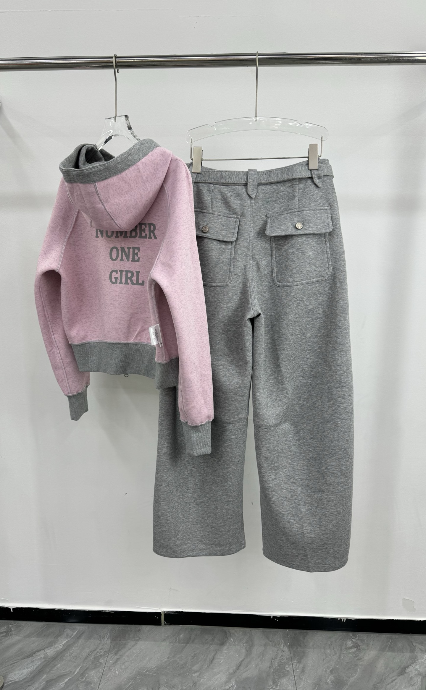 Reversible Hooded Sweatshirt Set: Stylish & Comfortable Street Style - Pink & Yellow 7 i1758528463617 6250 0 3