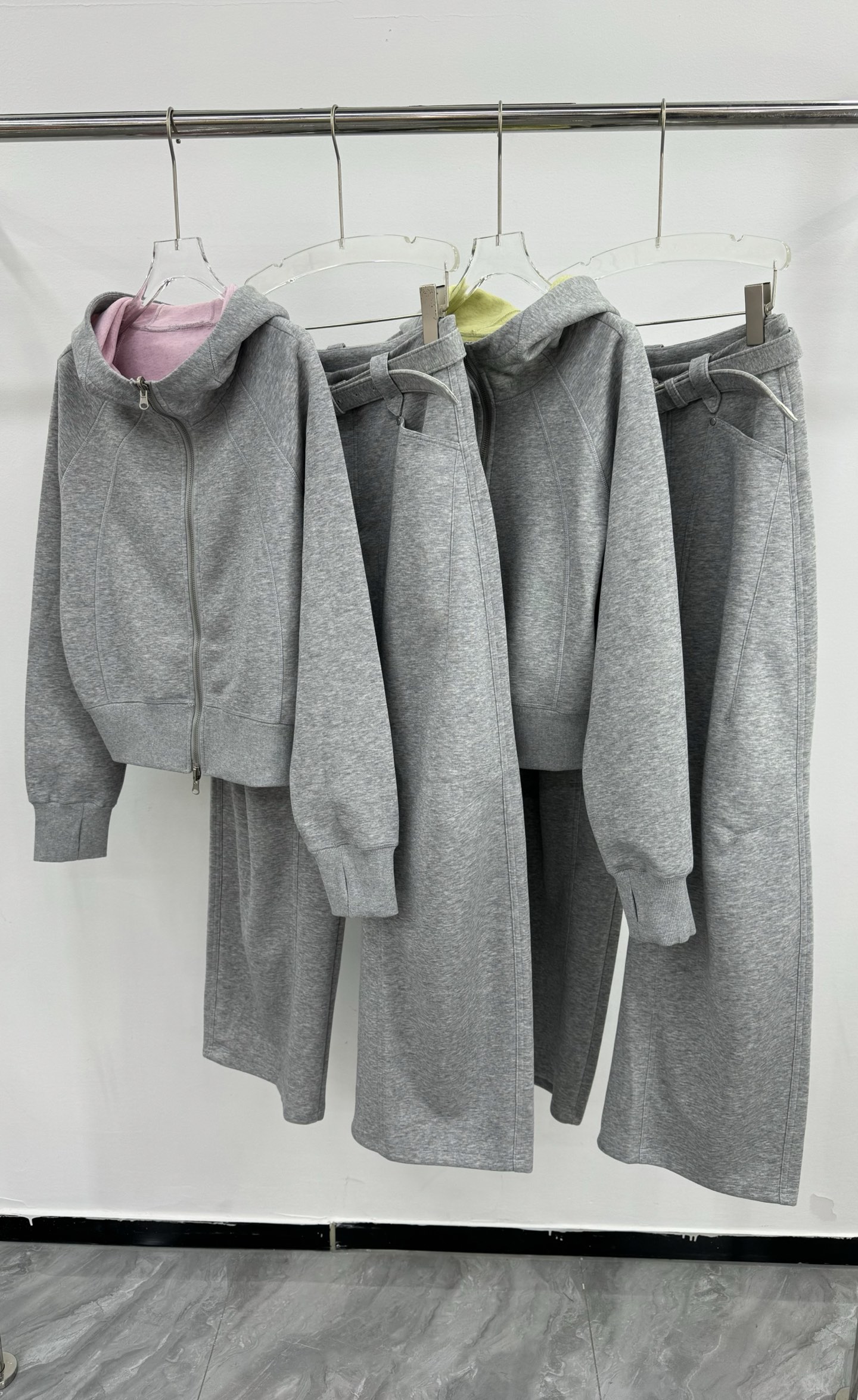 Reversible Hooded Sweatshirt Set: Stylish & Comfortable Street Style - Pink & Yellow 4 i1758528971730 8361 0 2