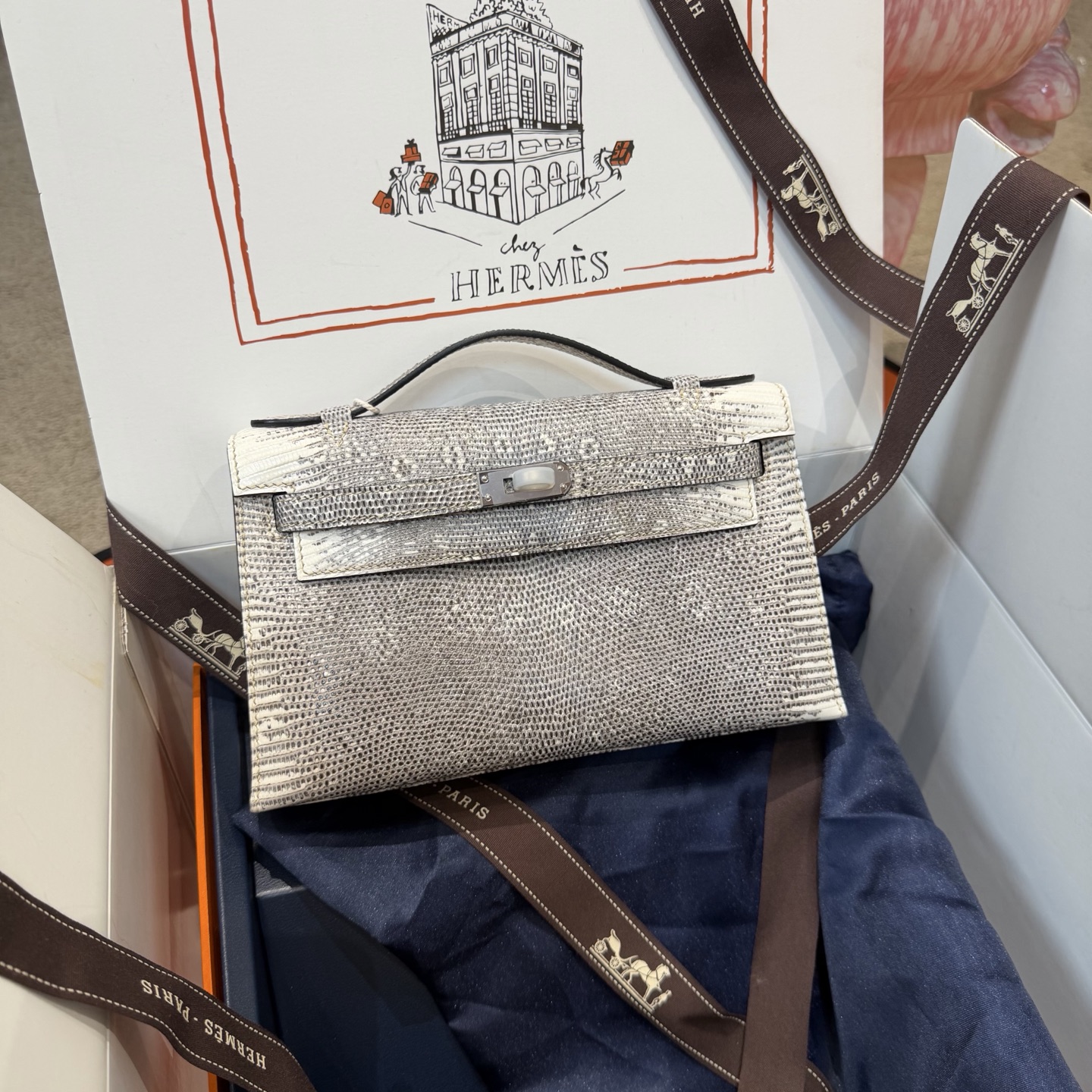 Hermes Kelly Danse Black lizard crossbody everyday