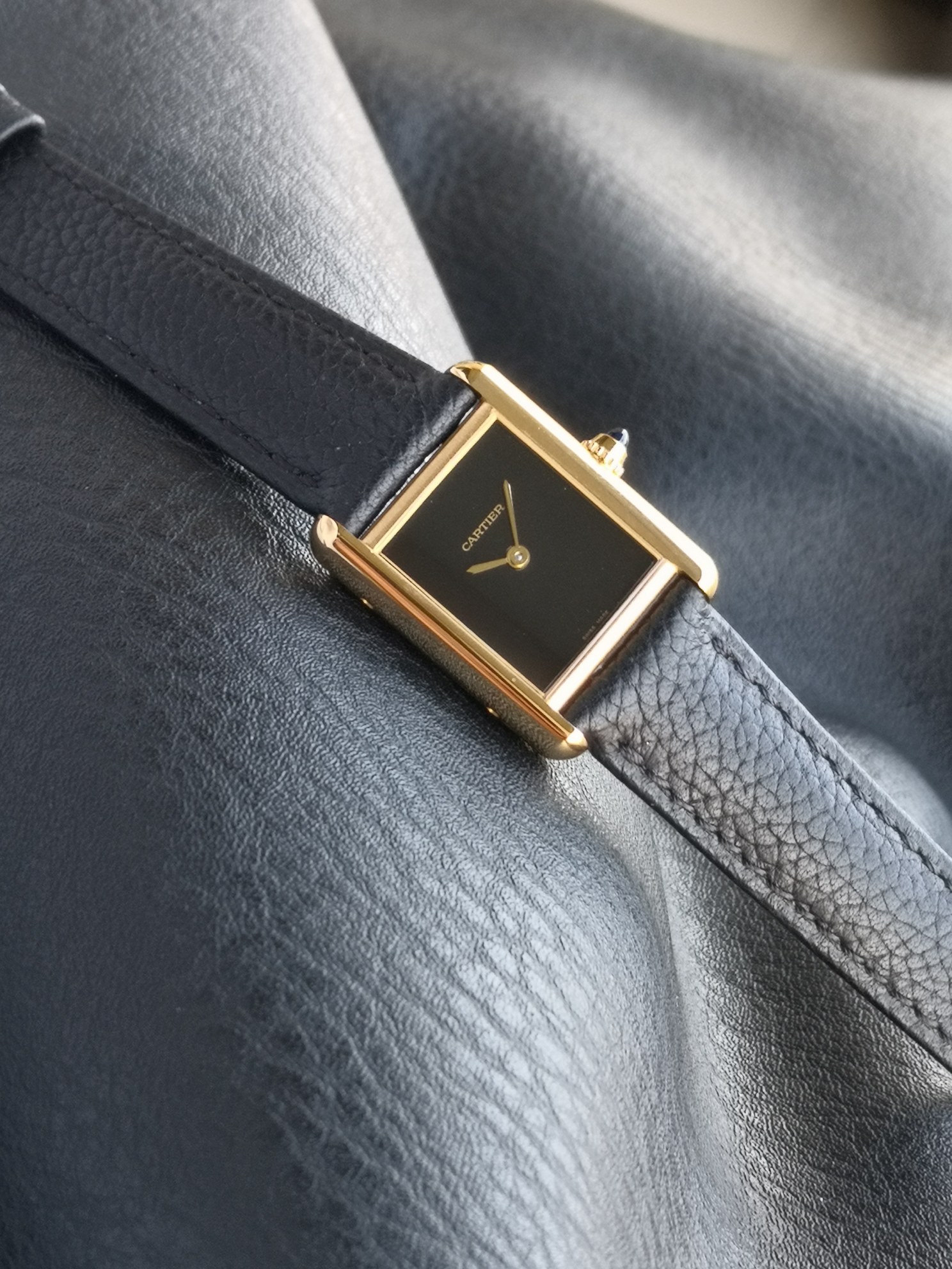Tank Louis Watch,Black Leather Strap, Gold Case, 25.5mm, Refined Design 5 a1730976617946 8110