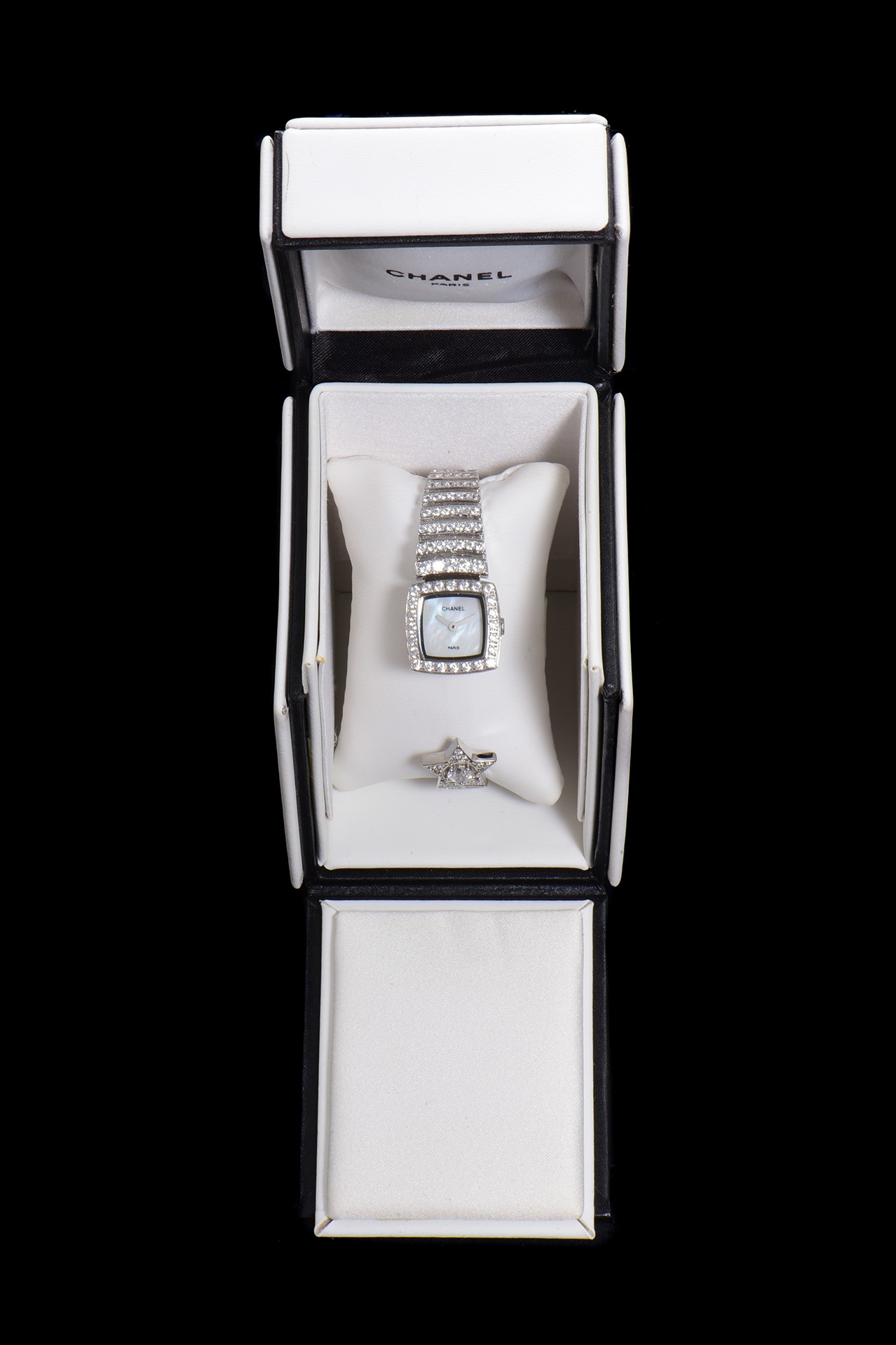 Eternal Beauty: Xanael 122 Comet Series Jewelry Watch Overview - 图片 1