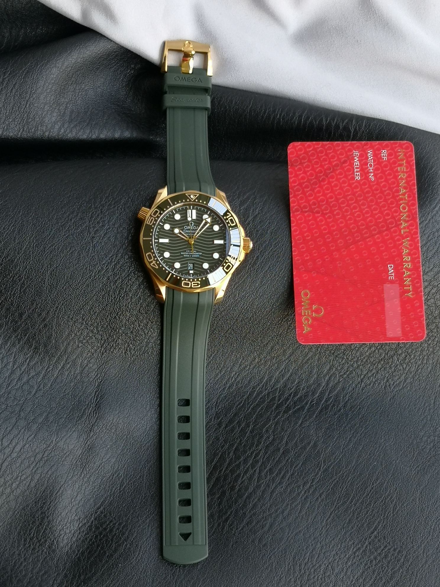 Rolex 2025 ，稳定电镀层，不掉色，42 毫米适合中国手腕的海马300米。轻奢青草绿，媲美劳力绿金迪，买海马必选VS