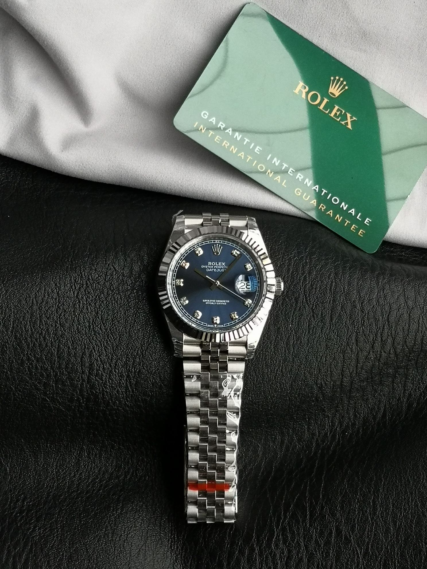 NO:687700,ES FACTORY freezing point thanksgiving price Rolex Datejust 41mm series ① Customized Hangzhou movement, kinetic energy storage up to 72 hours, stable and reliable quality; ② The size and thickness of the case are almost the same as the original, with a thickness of only 11.8 (not a fake version at first glance in the market) ③ Polished word nails, top-grade Swiss ice blue luminous, fine shading, color matching ES  FACTORY sincerely produces, not for high profits, but just to allow most watch lovers to experience a very cost-effective log-type watch in this bad economic environment, rolex19860909ES FACTORY冰点感恩价 劳力士日志型41mm系列 ①定制杭州机芯,动能储存高达72小时,品质稳定可靠； ②表壳尺寸厚度几乎与原装一致,厚度仅为11.8（非市场一眼假版本） ③字面打磨字钉,顶级瑞士冰蓝色夜光,底纹细腻,颜色对版 ES FACTORY诚意出品,不为高利润,只为在此大环境不好的经济状况下,还能让大部分爱表玩家体验极具性价比的日志型腕表,,rolex,Watch