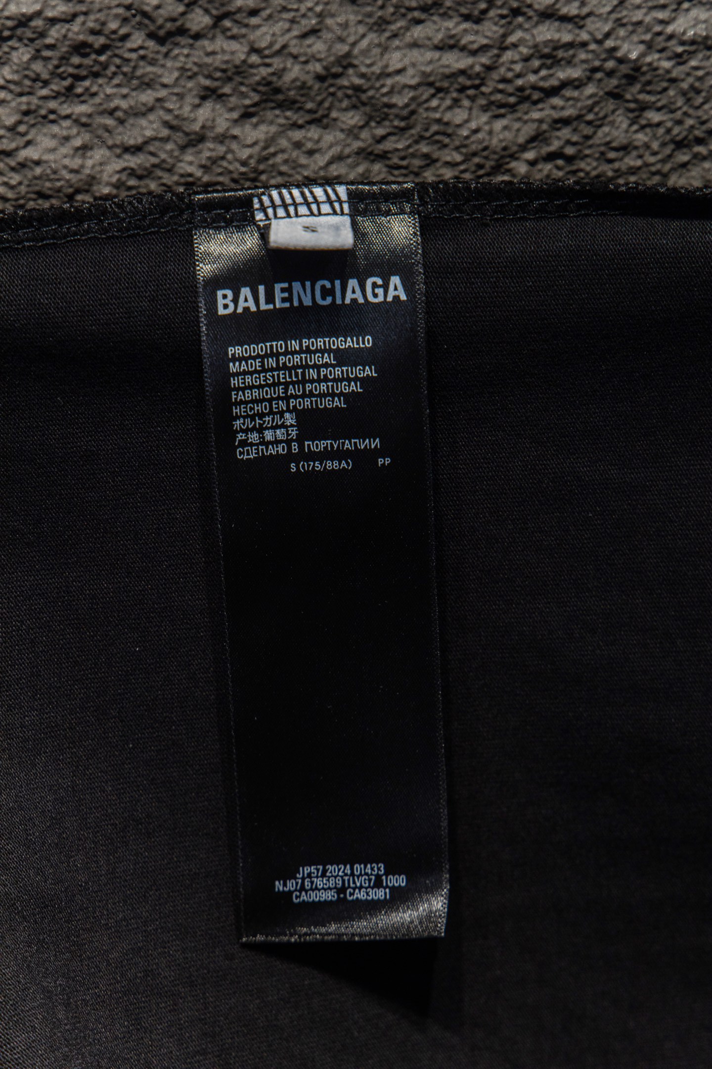 

BALENCI*GA 破洞印花短袖T•25ss

⚠️ZP开发定织定染面料、颜色 印花、版型。

采