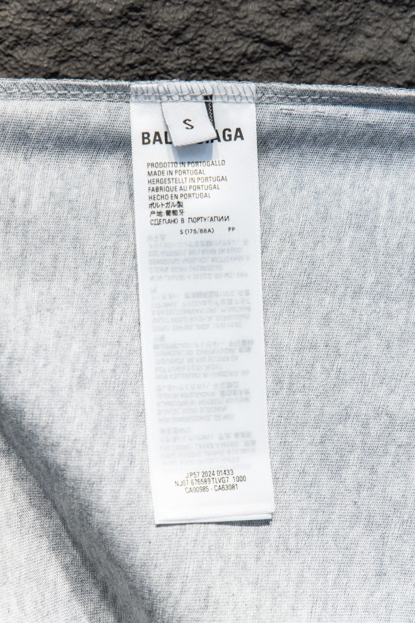 

BALENCI*GA 拉胶裂纹短袖T•25ss

⚠️ZP开发定织定染面料、颜色 印花、版型。

采