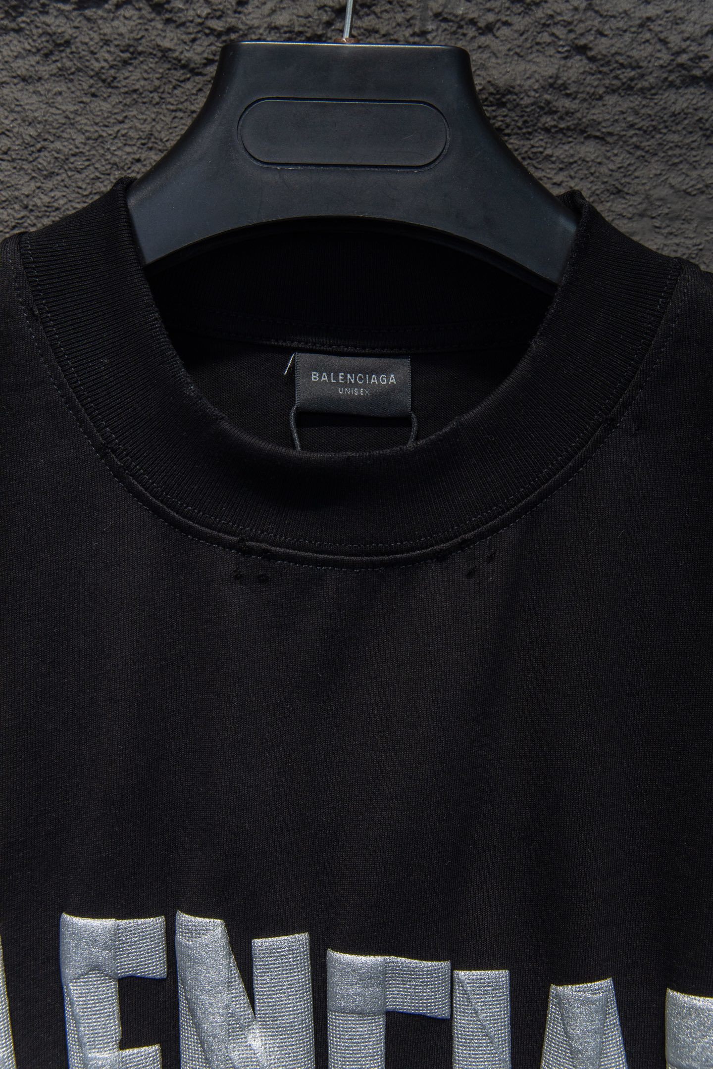 Balenciaga.25SS
⚠️抢购ZP开发定染面料色.破洞.印花.水洗.做旧.版型.
采用32