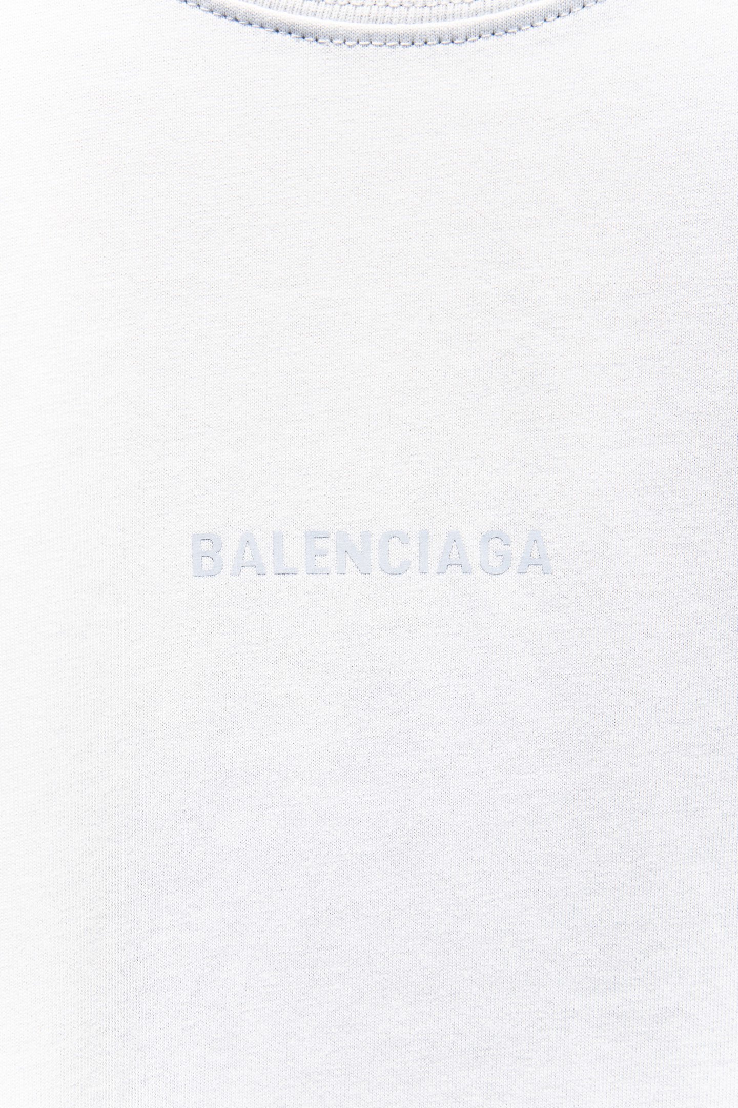 Balenciaga.25SS
⚠️抢购ZP开发定染面料色.反光.印花.水洗..版型.
采用32S/