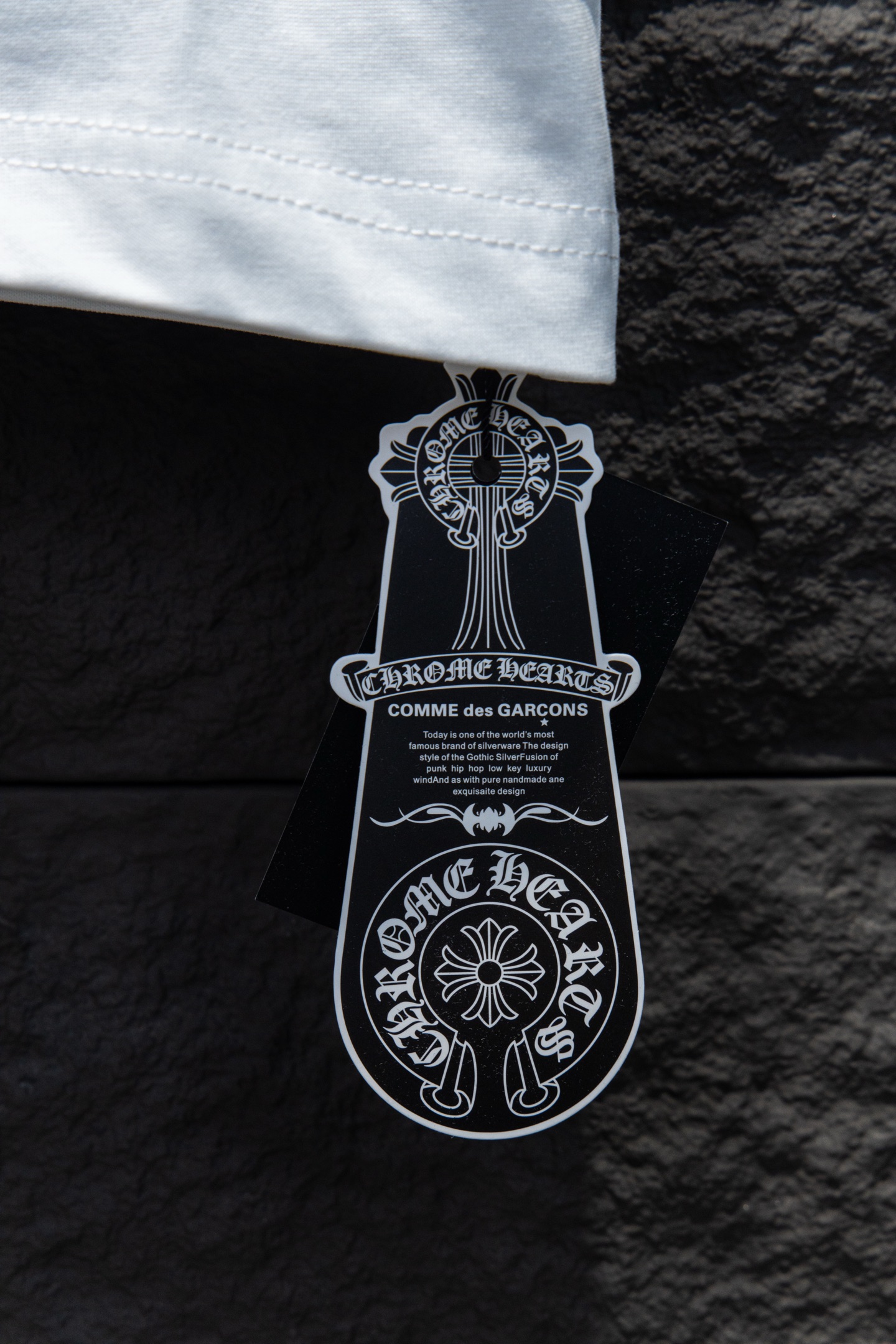 
Chrome hearts 25FW 

今年大火的克罗心款太🉑️了
前幅胸口进口皮标选用ZP材料 1