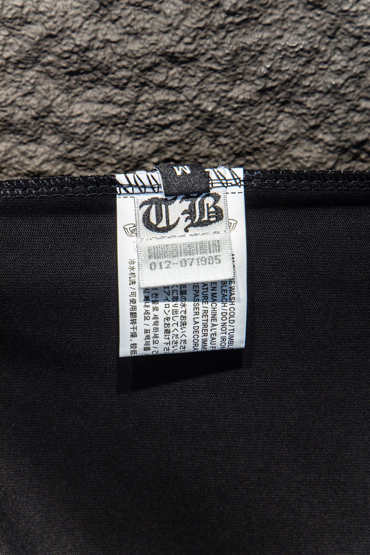 
Chrome hearts 25FW 

今年大火的克罗心款太🉑️了
前幅胸口进口皮标选用ZP材料 1