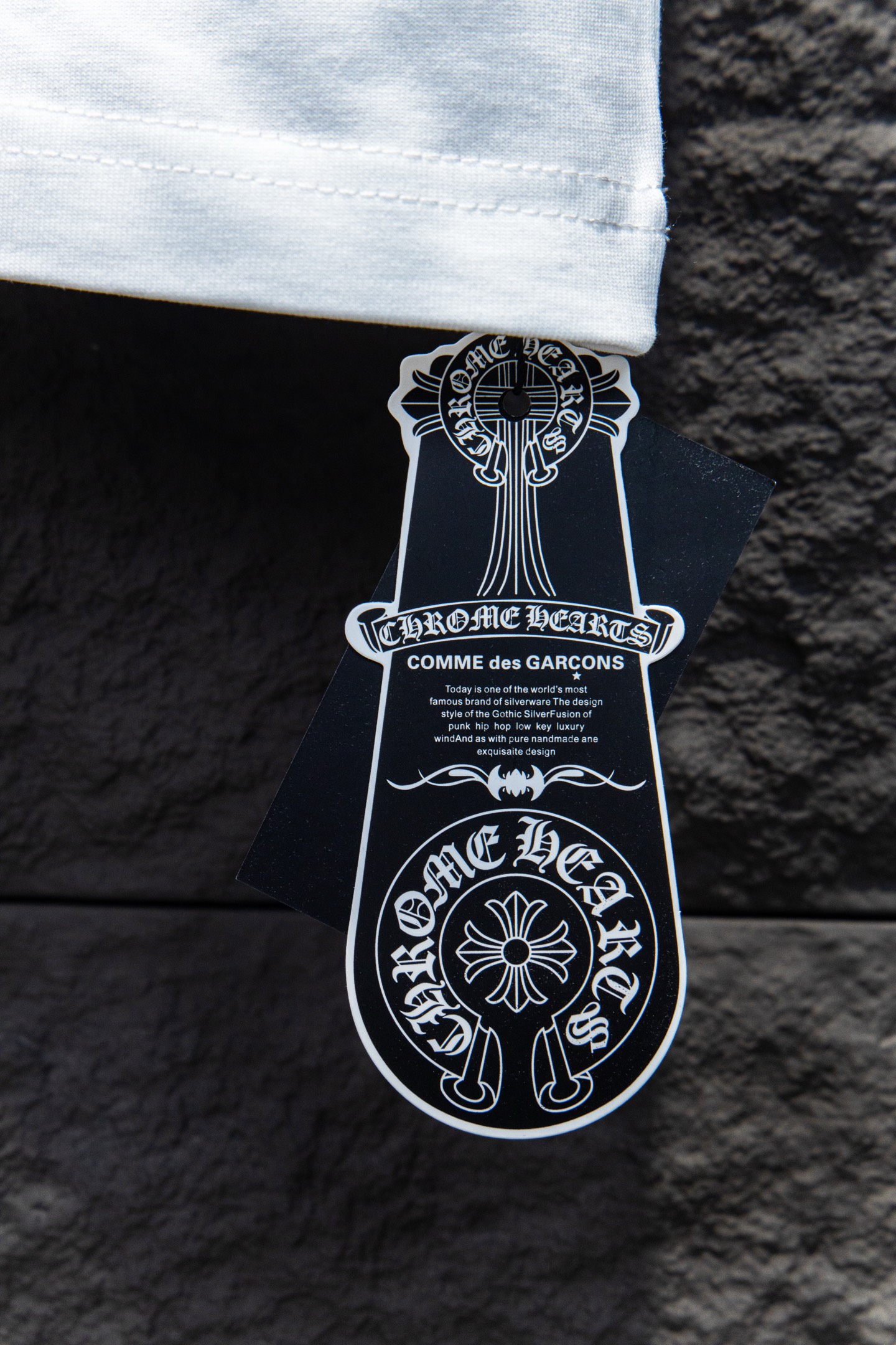 
Chrome hearts 25FW 

今年大火的克罗心款太🉑️了
前幅胸口进口皮标选用ZP材料 1