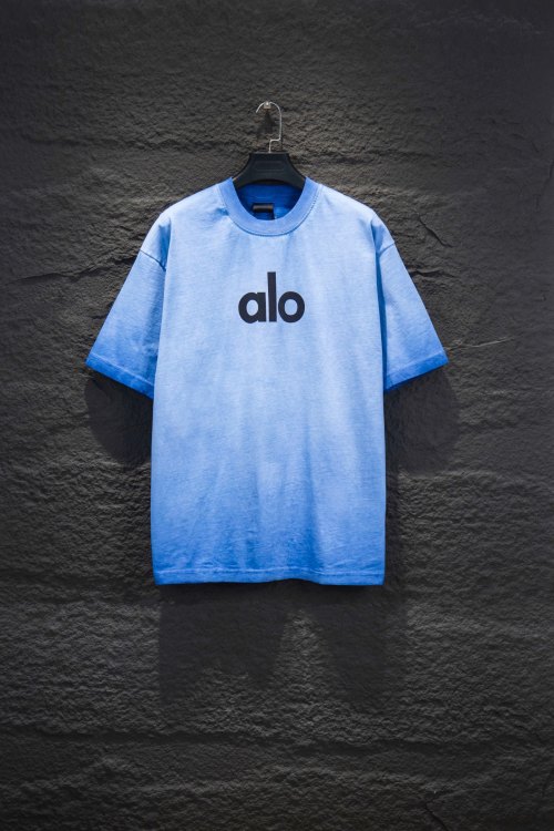 Alo Yoga Relaxed Fit Washed Cotton Tee - Vintage Style, Comfortable and Durable 1 Alo Yoga Relaxed Fit Washed Cotton Tee - Vintage Style, Comfortable and Durable