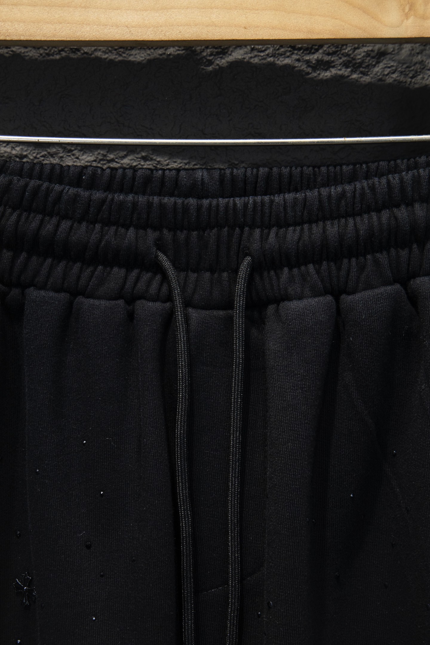 Chrome Hearts/克罗心 25ss 喷砂烫钻短裤 水洗黑