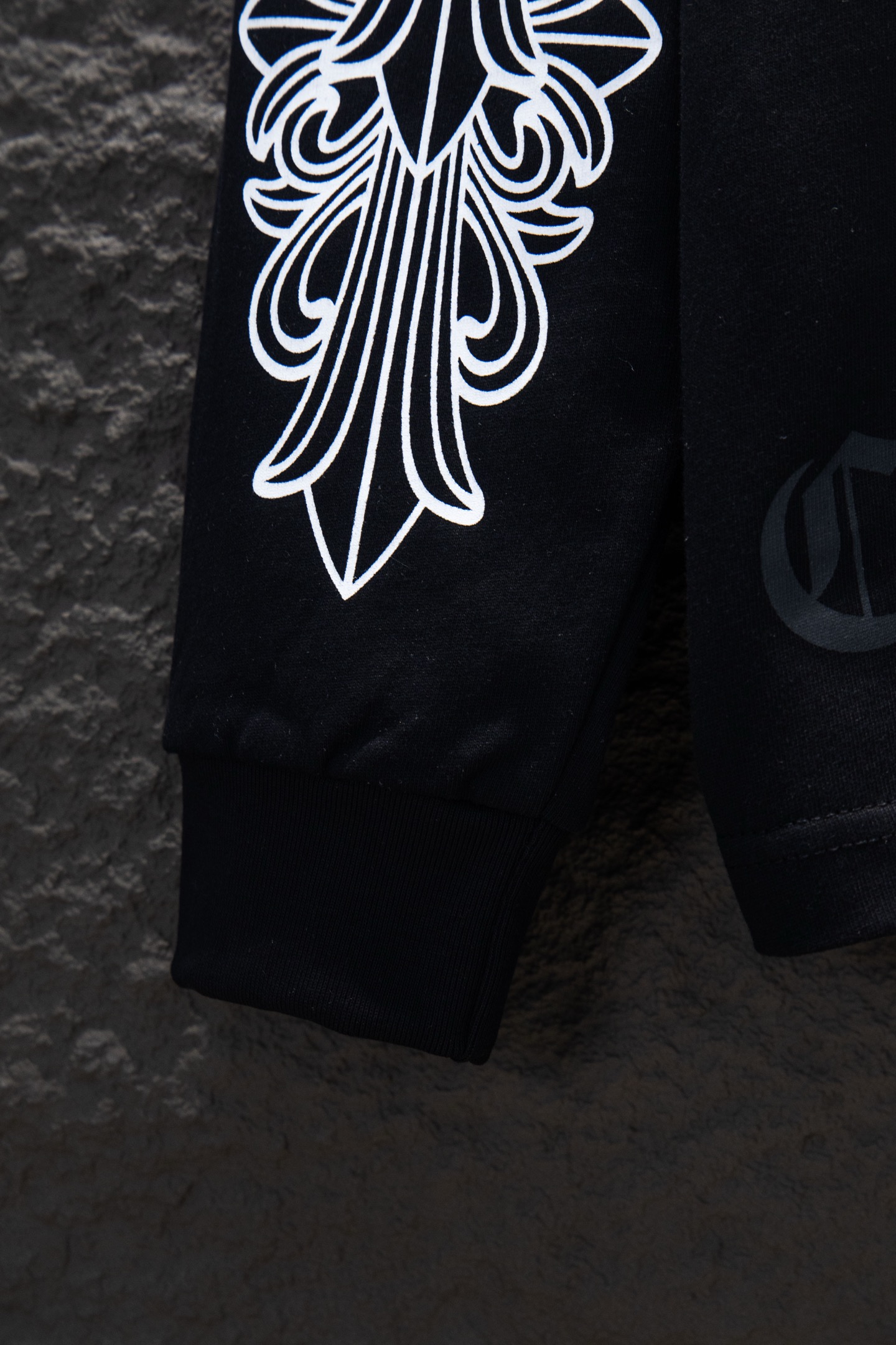 Chrome Hearts Limited Edition 300G Long Sleeve T-Shirt - High Street Fashion 9 i1758084174616 9424 0 5
