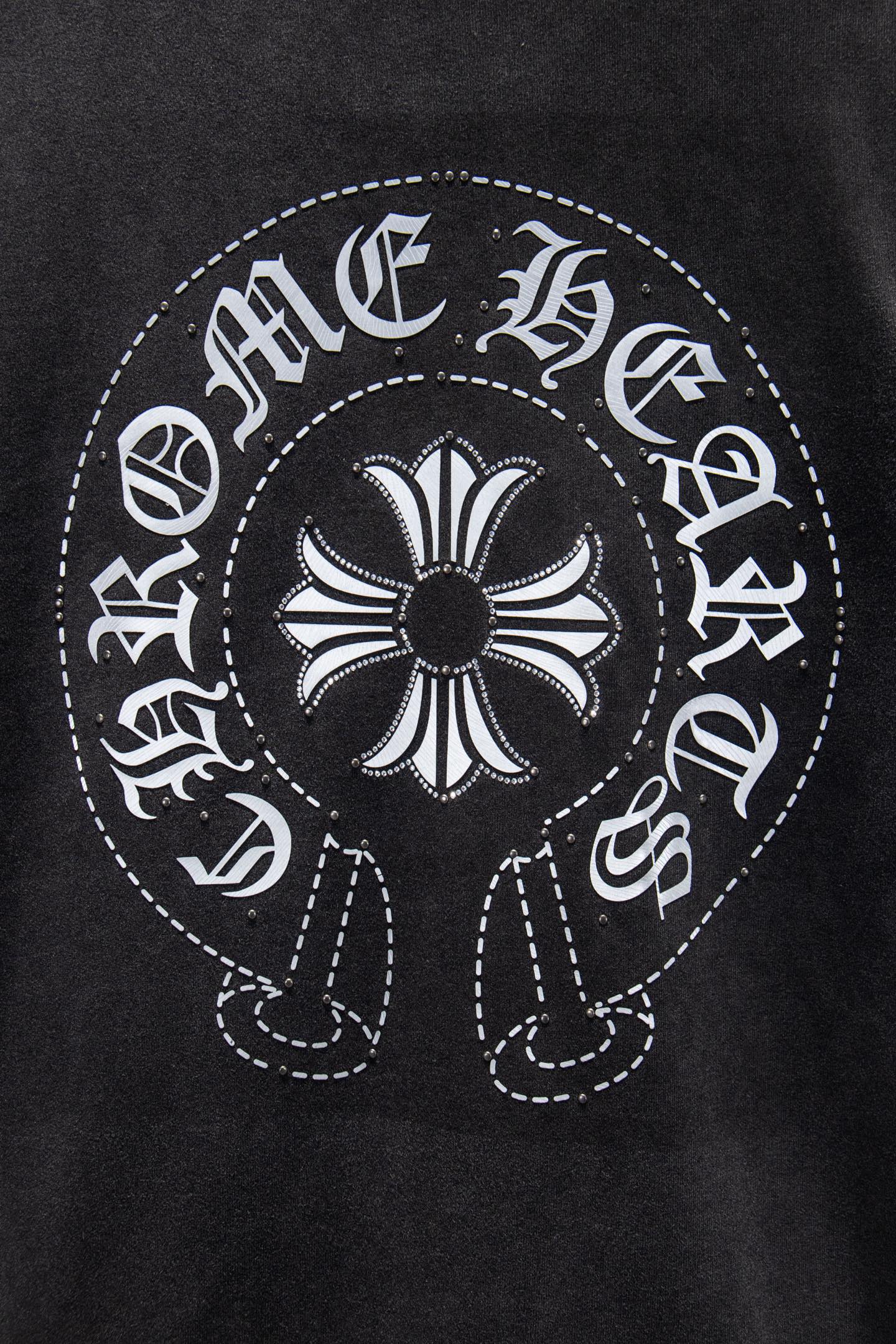 Chrome Hearts/克罗心25Fw烫钻水洗做旧圆领卫衣-High Quatity Cheap Brand wholesale wholesaler seller Clothes Bags handbags Sneakers Top Fashion Clothing Shoes from China Factory Chinese suppliers best Quality Beautiful Price Chrome Hearts/克罗心25Fw烫钻水洗做旧圆领卫衣