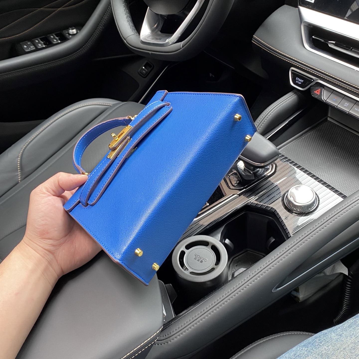 Miniatura 8