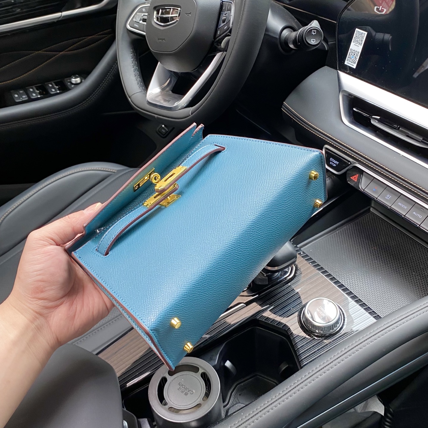 Miniatura 8