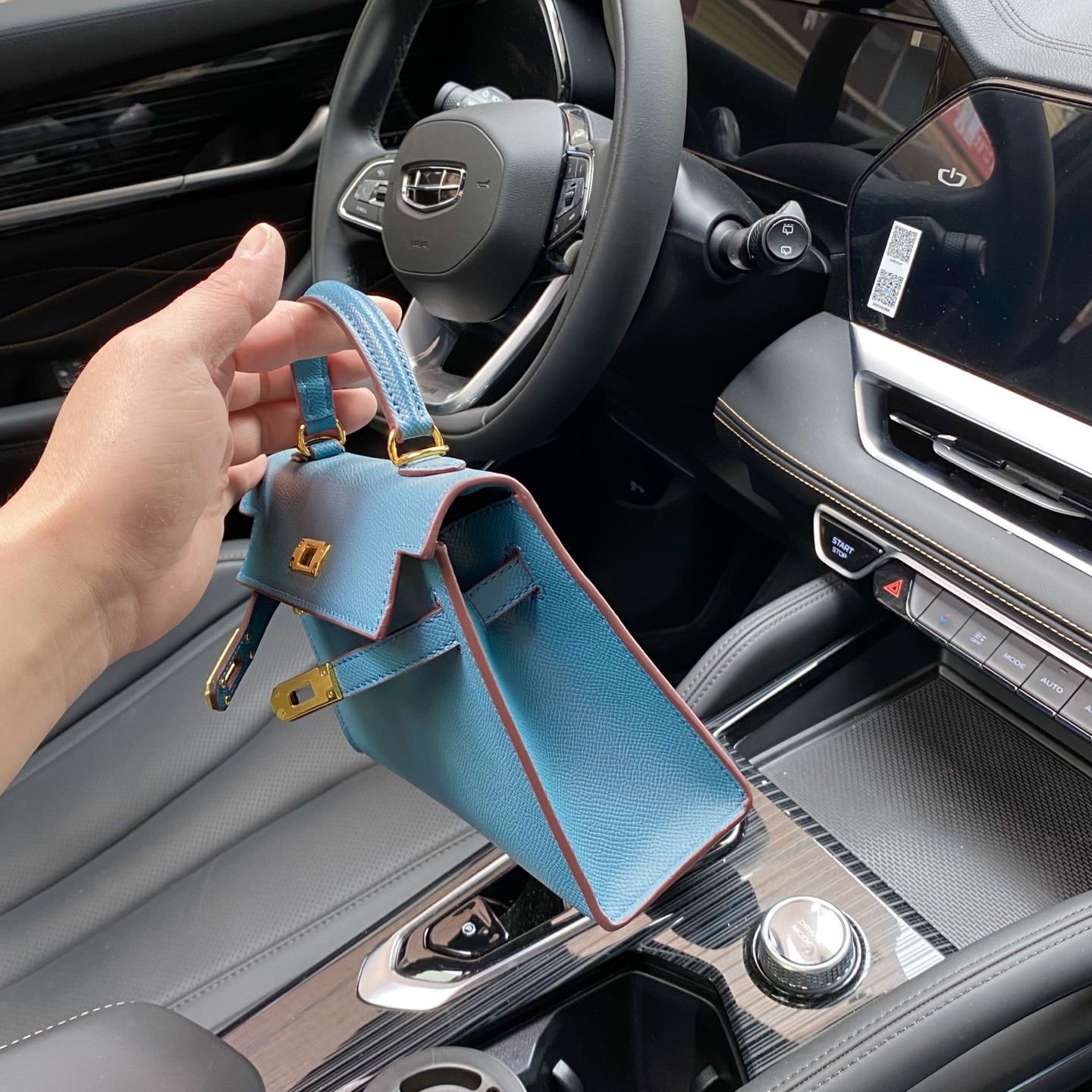 Miniatura 7