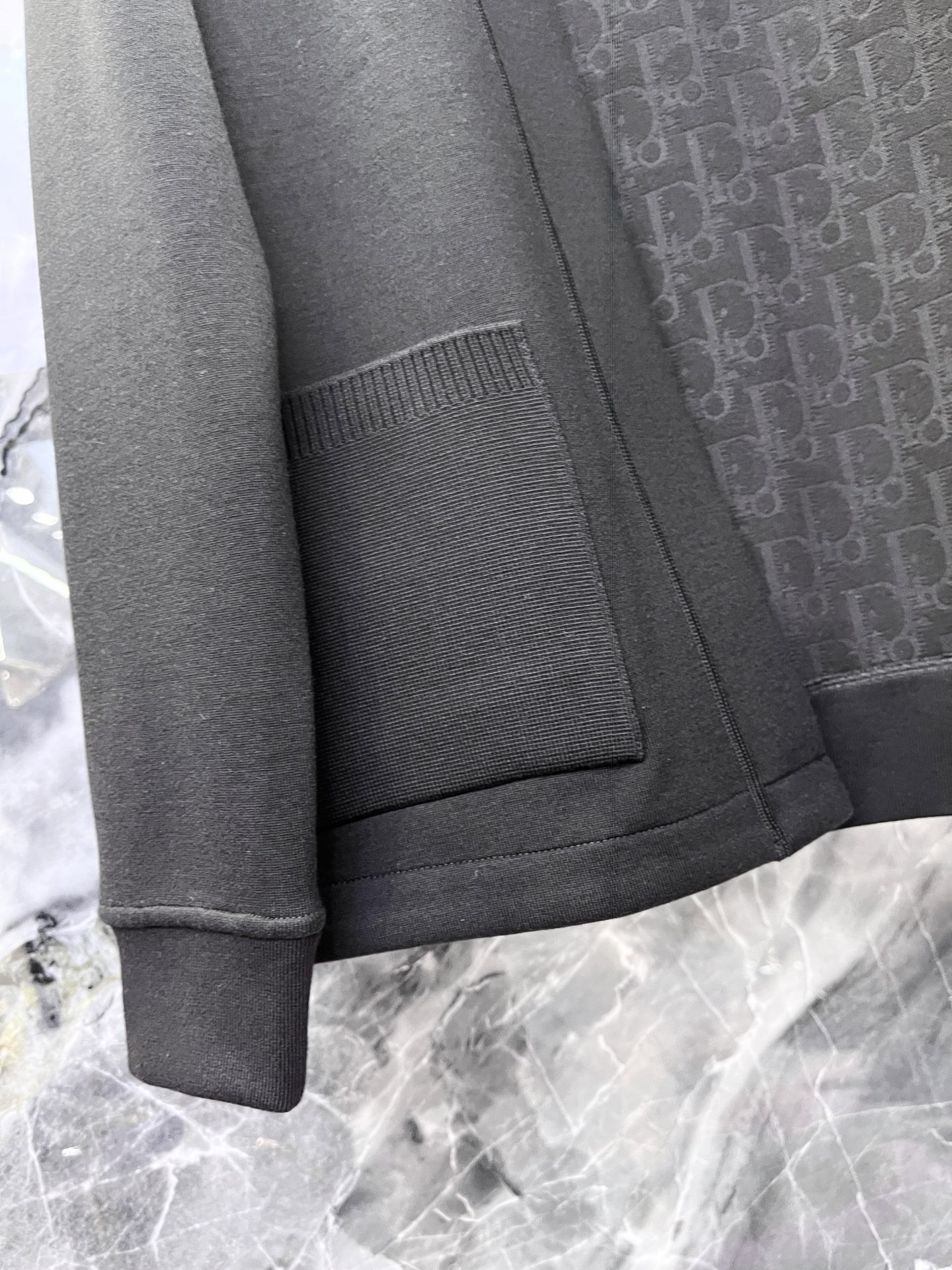 2025🔱秋冬最新款式⚜️【正常收身版型】定制天丝绵羊毛6合1混纺面料独家首发🏆现货供应📣码数M-4XL