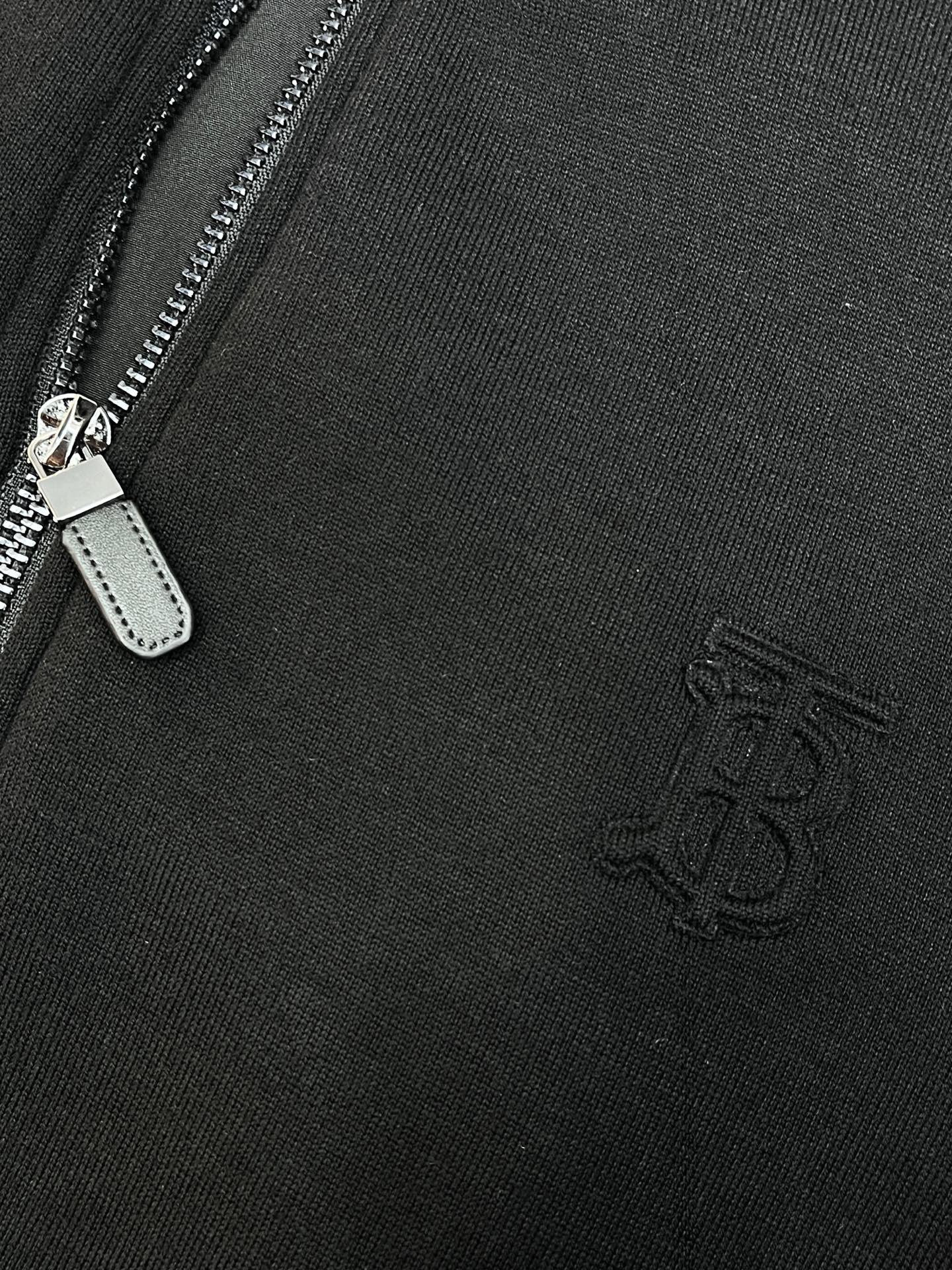 2025🔱秋冬最新款式⚜️【正常收身版型】定制天丝绵羊毛6合1混纺面料独家首发🏆现货供应📣码数M-4XL