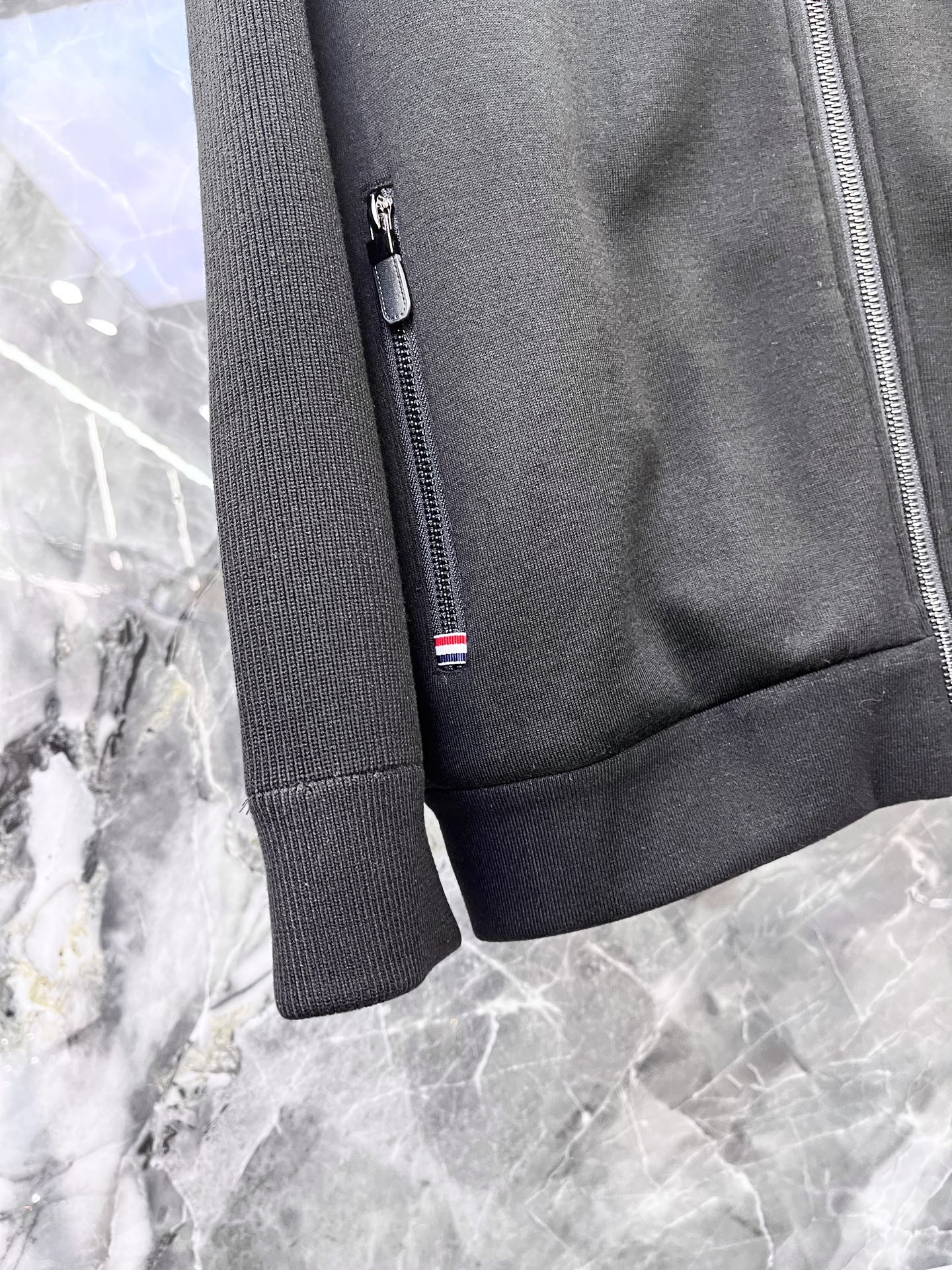 2025🔱秋冬最新款式⚜️【正常收身版型】定制天丝绵羊毛6合1混纺面料独家首发🏆现货供应📣码数M-4XL