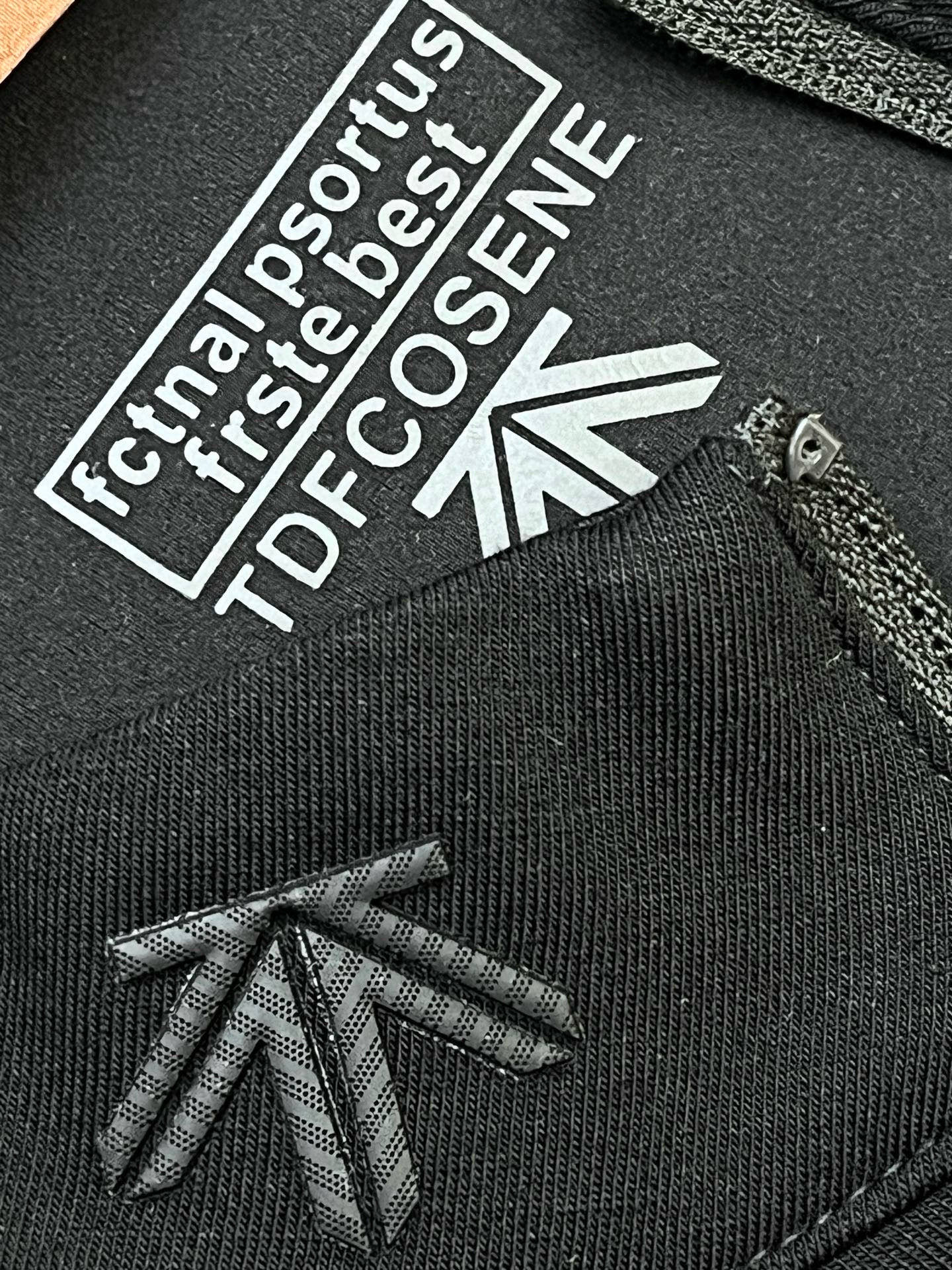 2025🔱秋冬最新款式⚜️【正常收身版型】定制莫代尔双面空气层复合锦纶面料独家首发🏆现货供应📣码数M-4