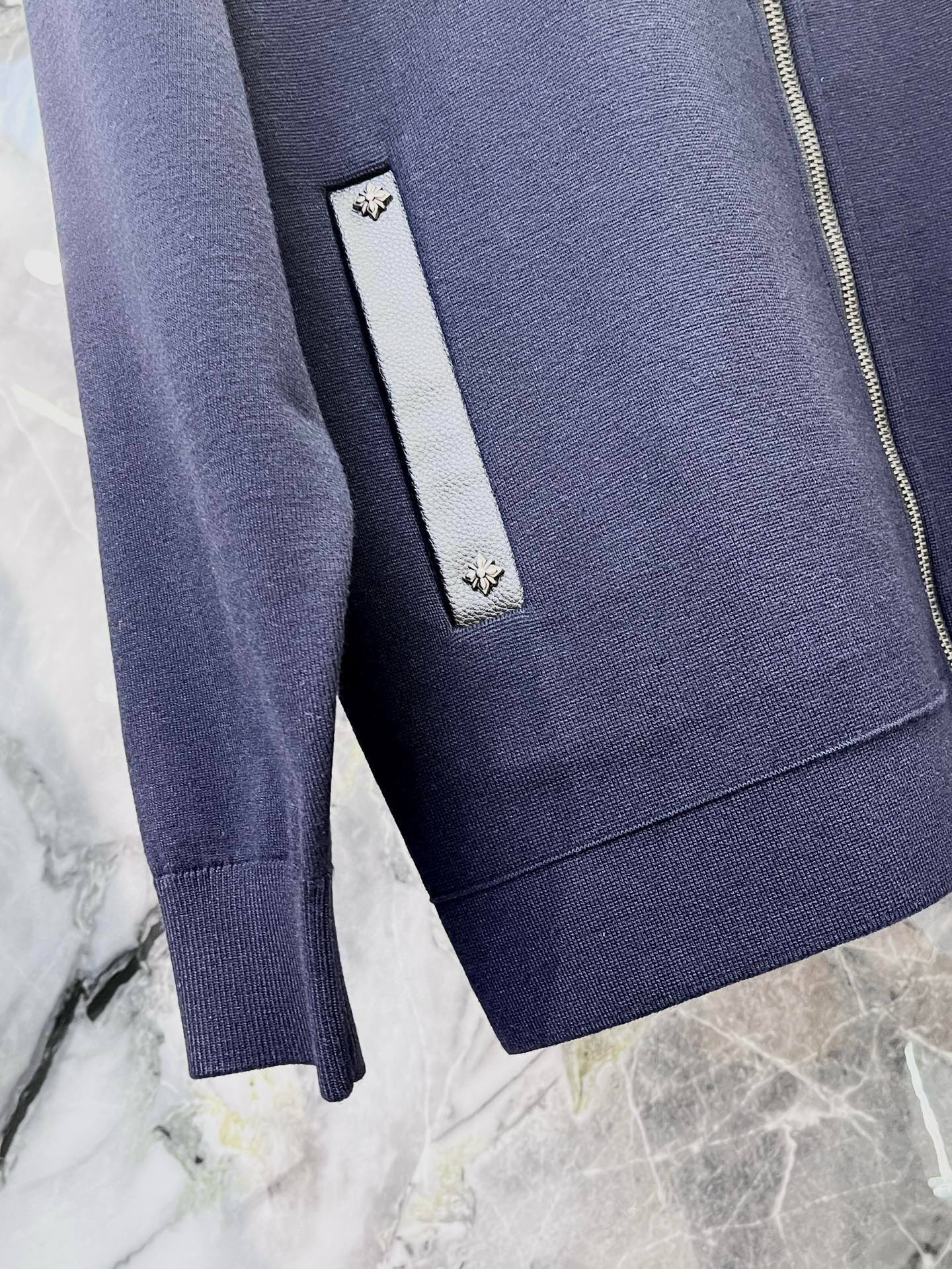 2025🔱秋冬最新款式⚜️【正常收身版型】定制52Ss双纱精纺绢丝绒面料独家首发🏆现货供应📣码数M-4X