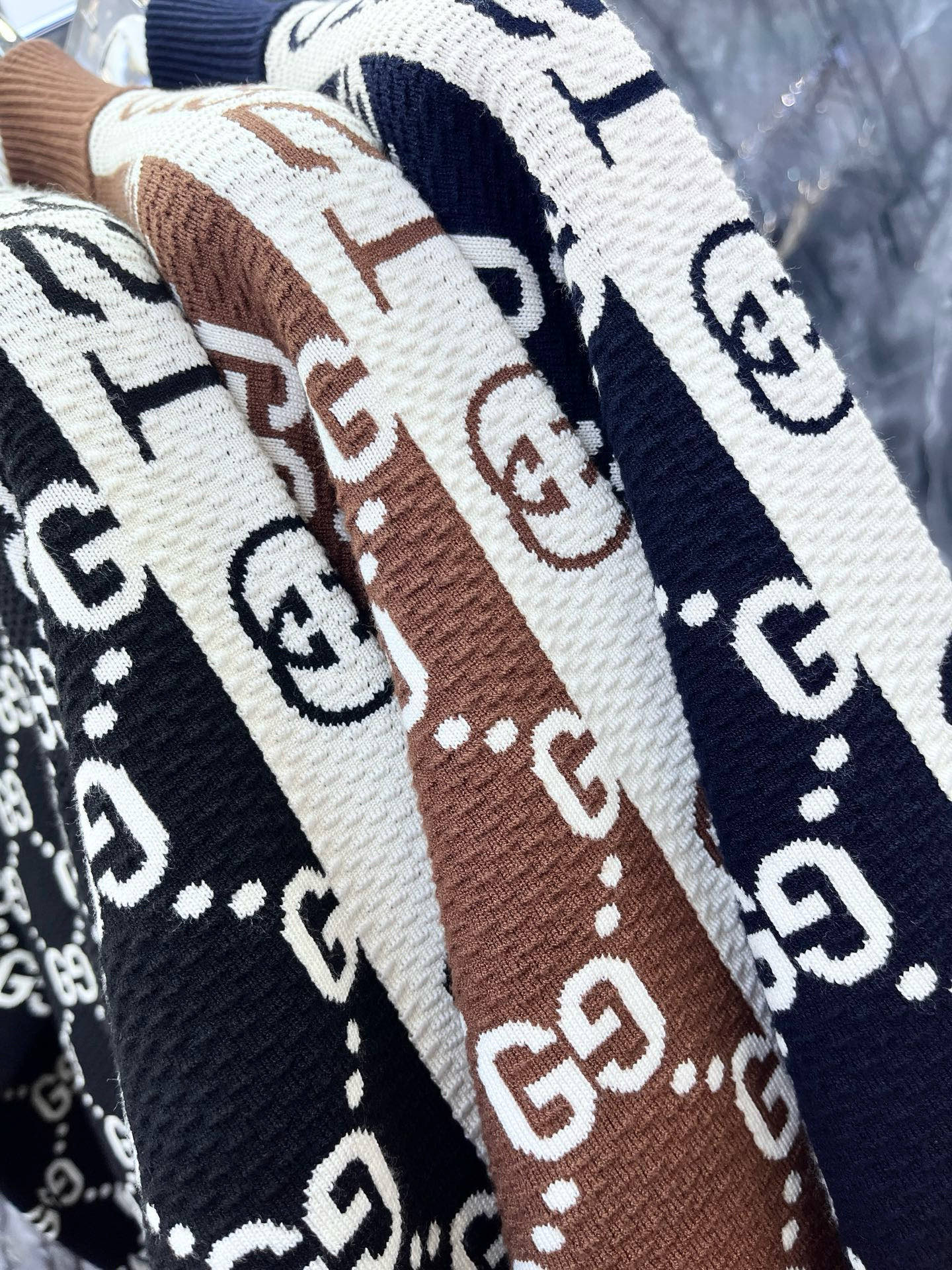 2025🔱秋冬最新款式⚜️【正常收身版型】定制52Ss双纱精纺绢丝绒面料独家首发🏆现货供应📣码数M-4X