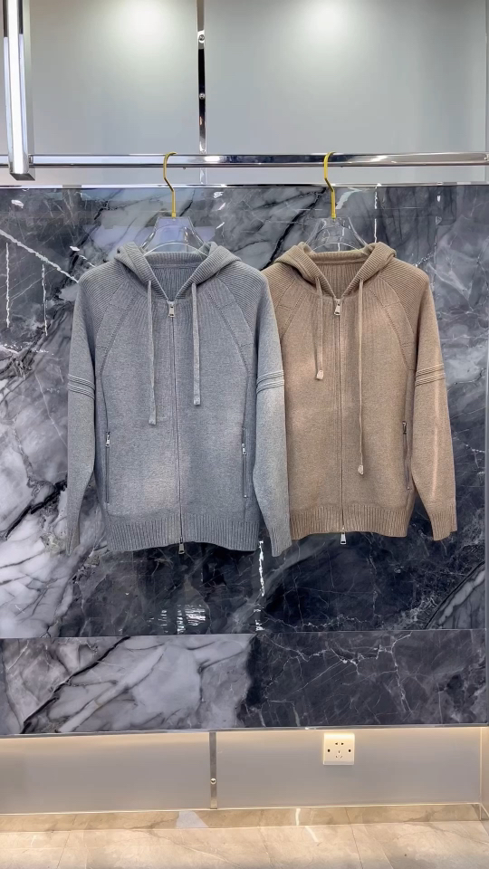 2025🔱秋冬最新款式⚜️【正常收身版型】定制32Ss双股山羊绒绵羊毛混纺面料独家首发🏆现货供应📣码数M