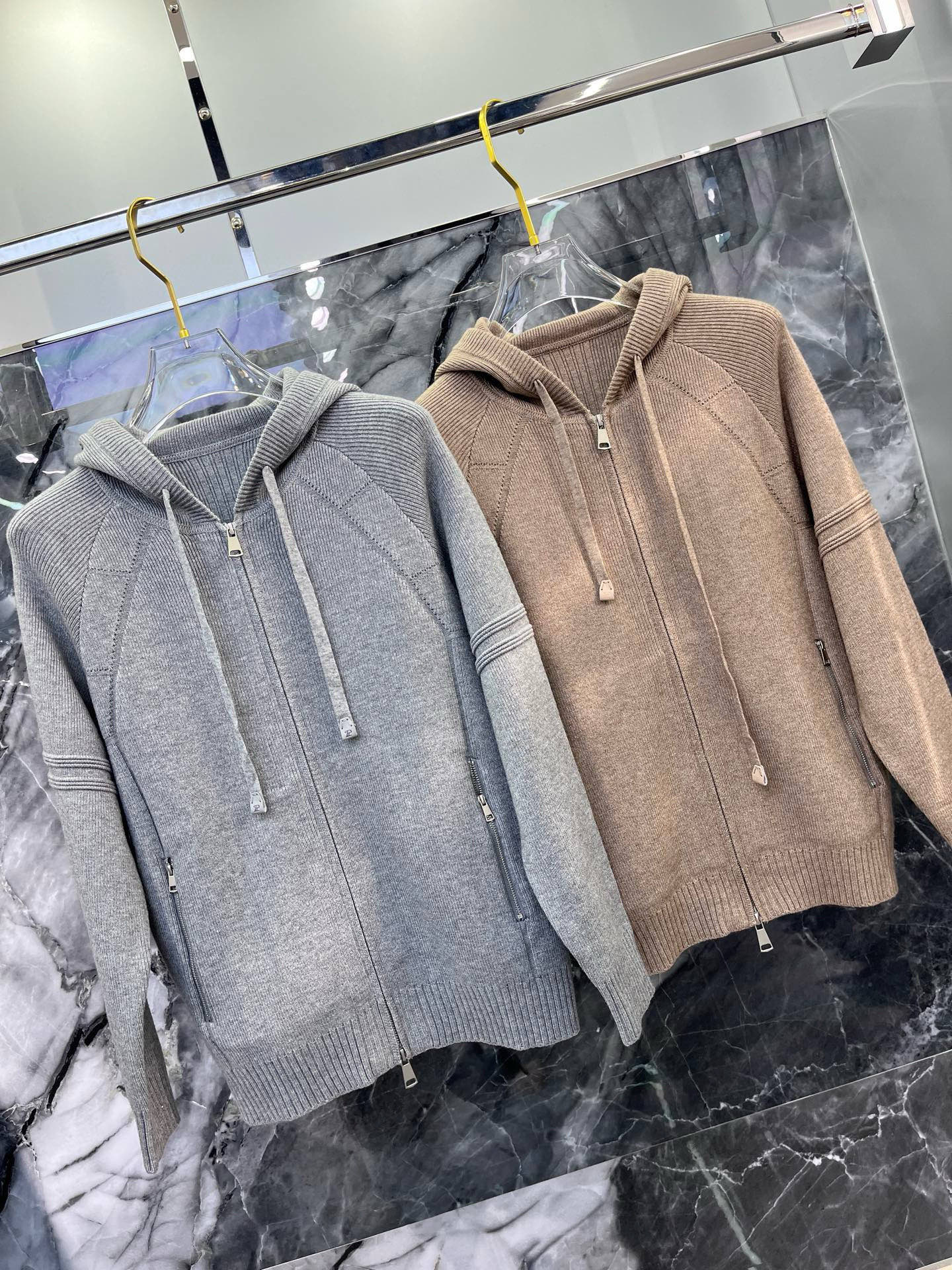 2025🔱秋冬最新款式⚜️【正常收身版型】定制32Ss双股山羊绒绵羊毛混纺面料独家首发🏆现货供应📣码数M